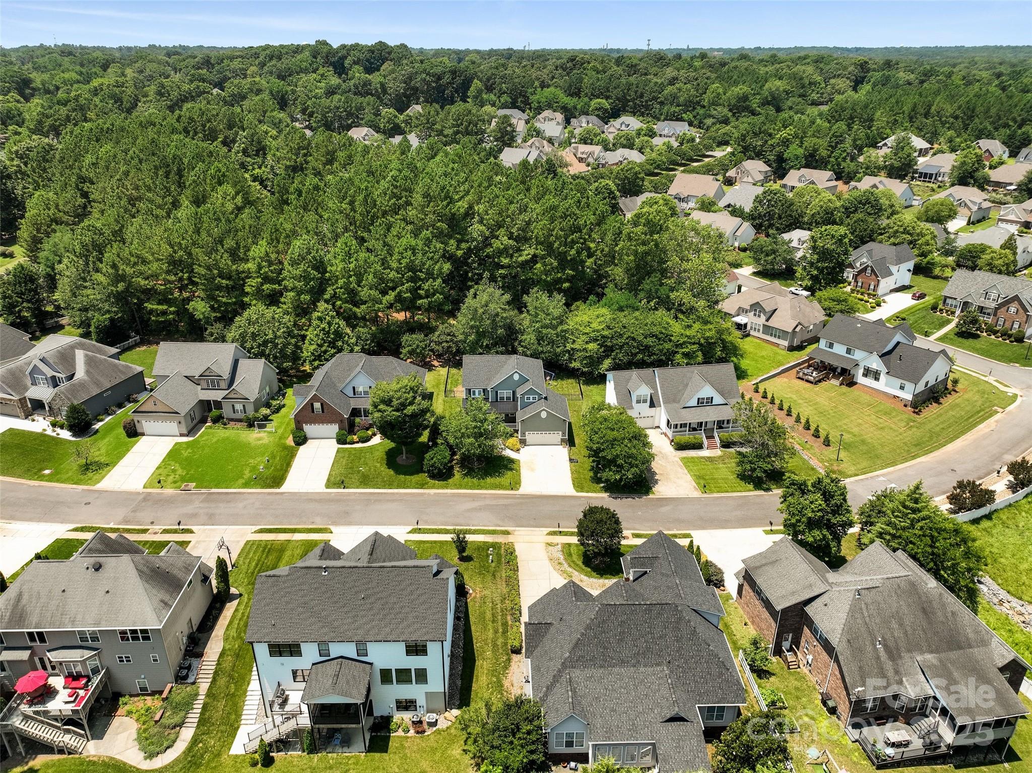 1677 Shetland Lane