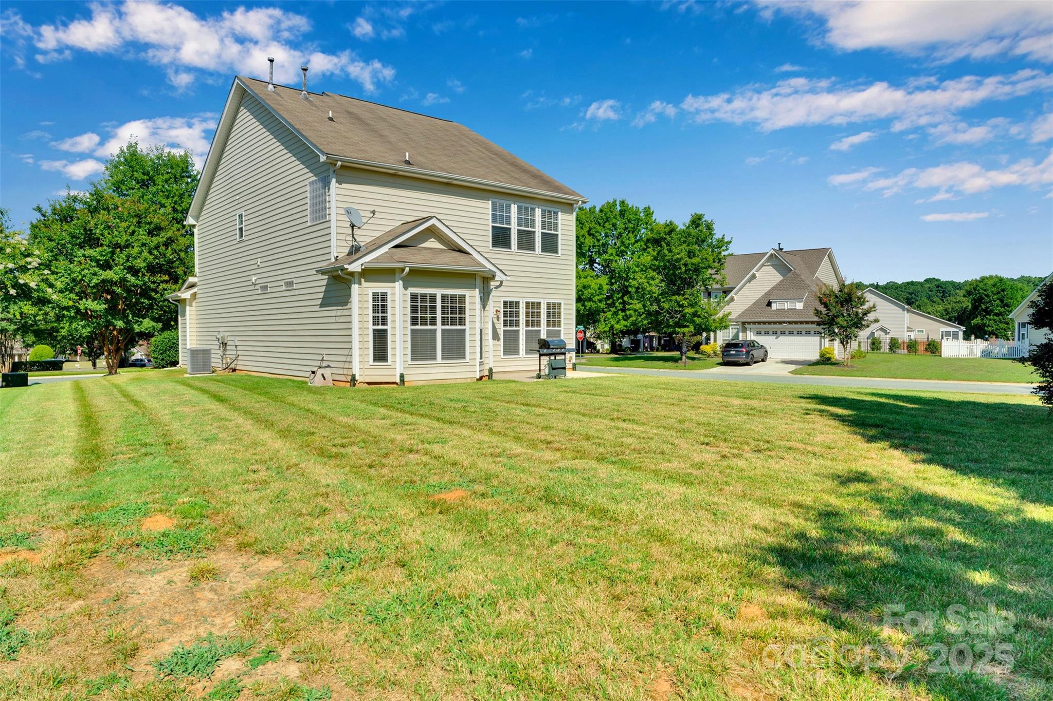 4557 Scarlet Oak Drive