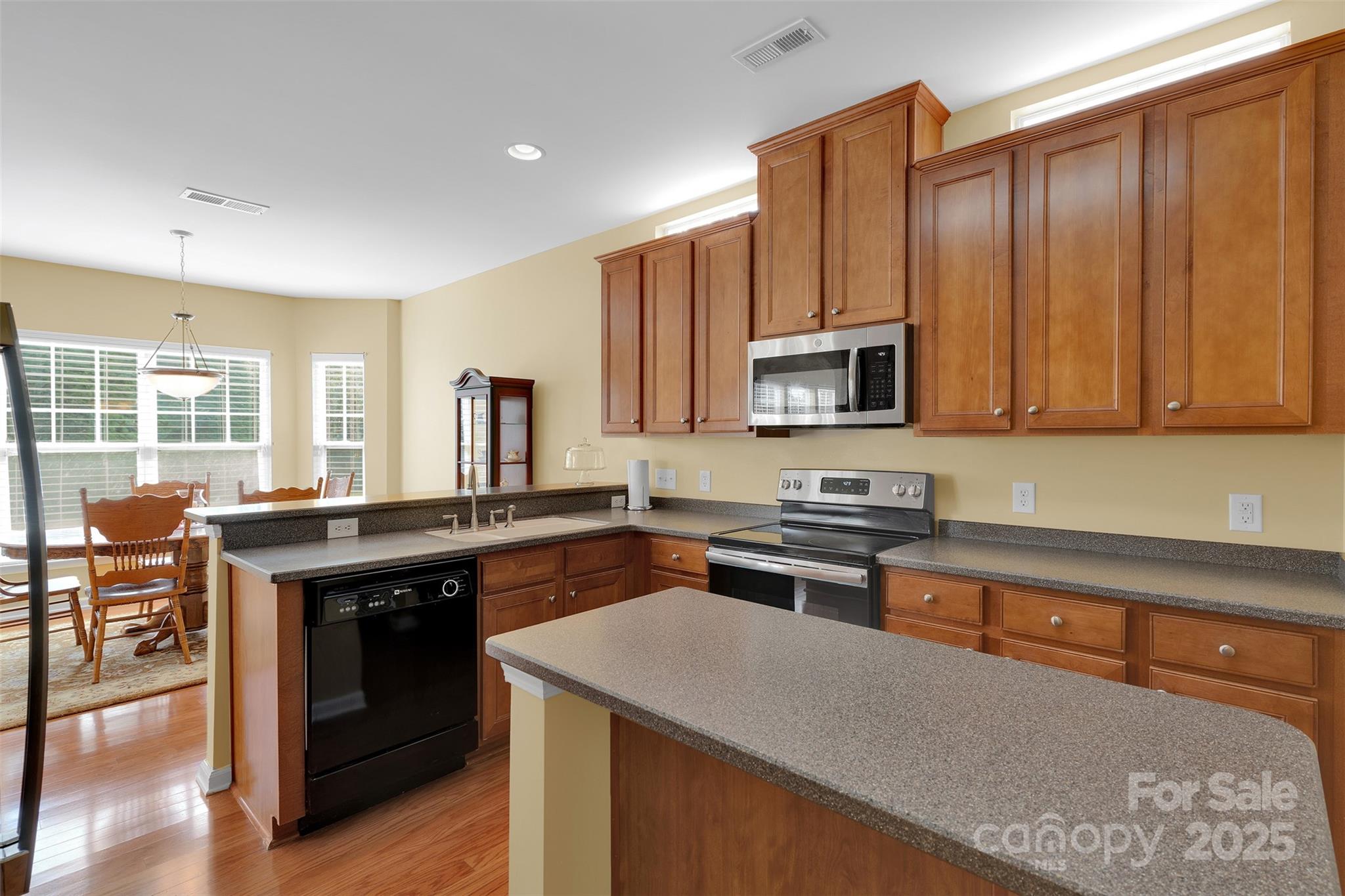 4557 Scarlet Oak Drive