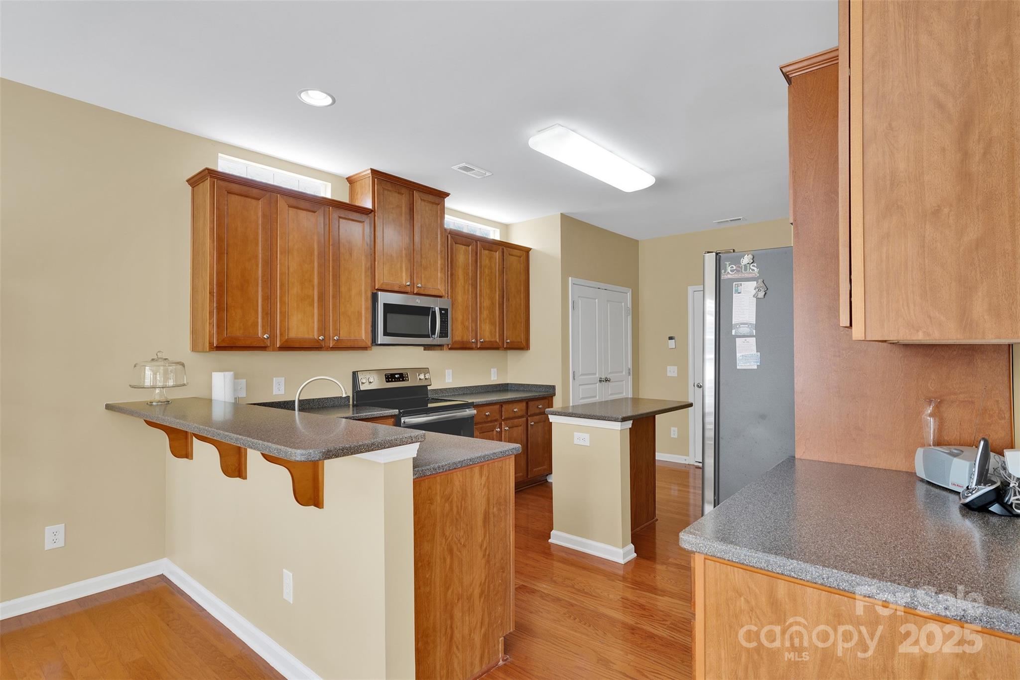 4557 Scarlet Oak Drive