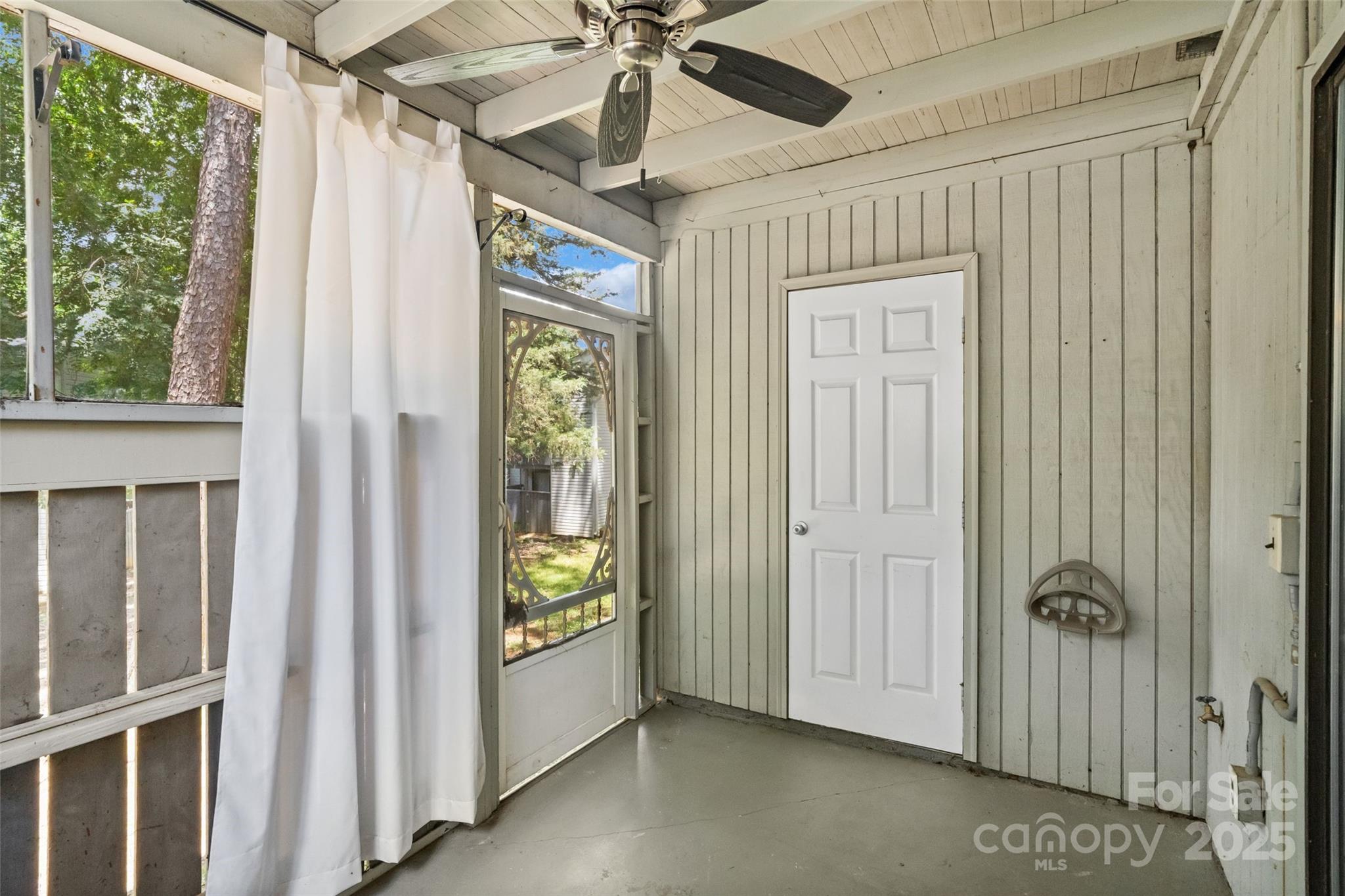 1763 Hunters Trail