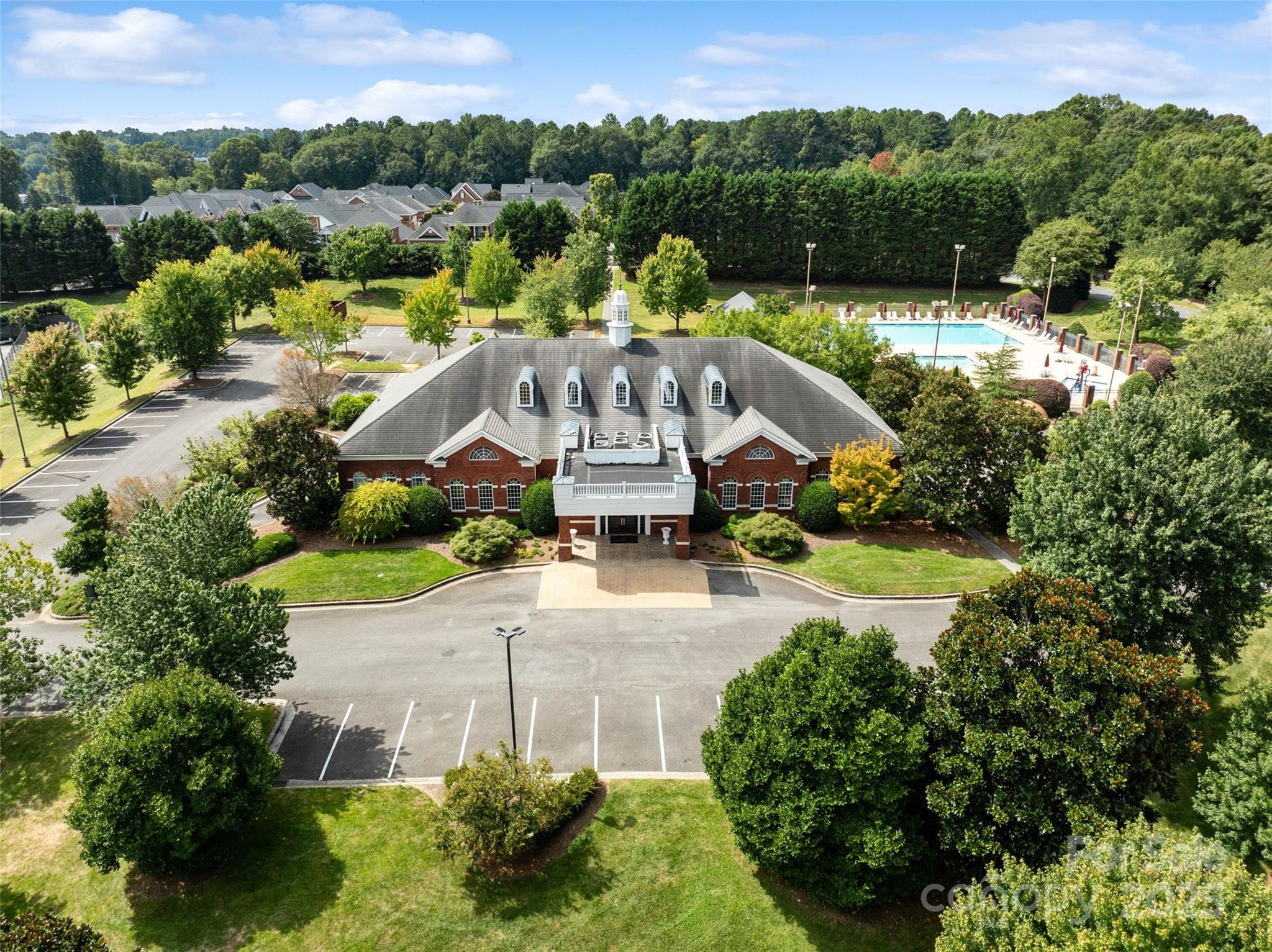 1116 Torrington Circle