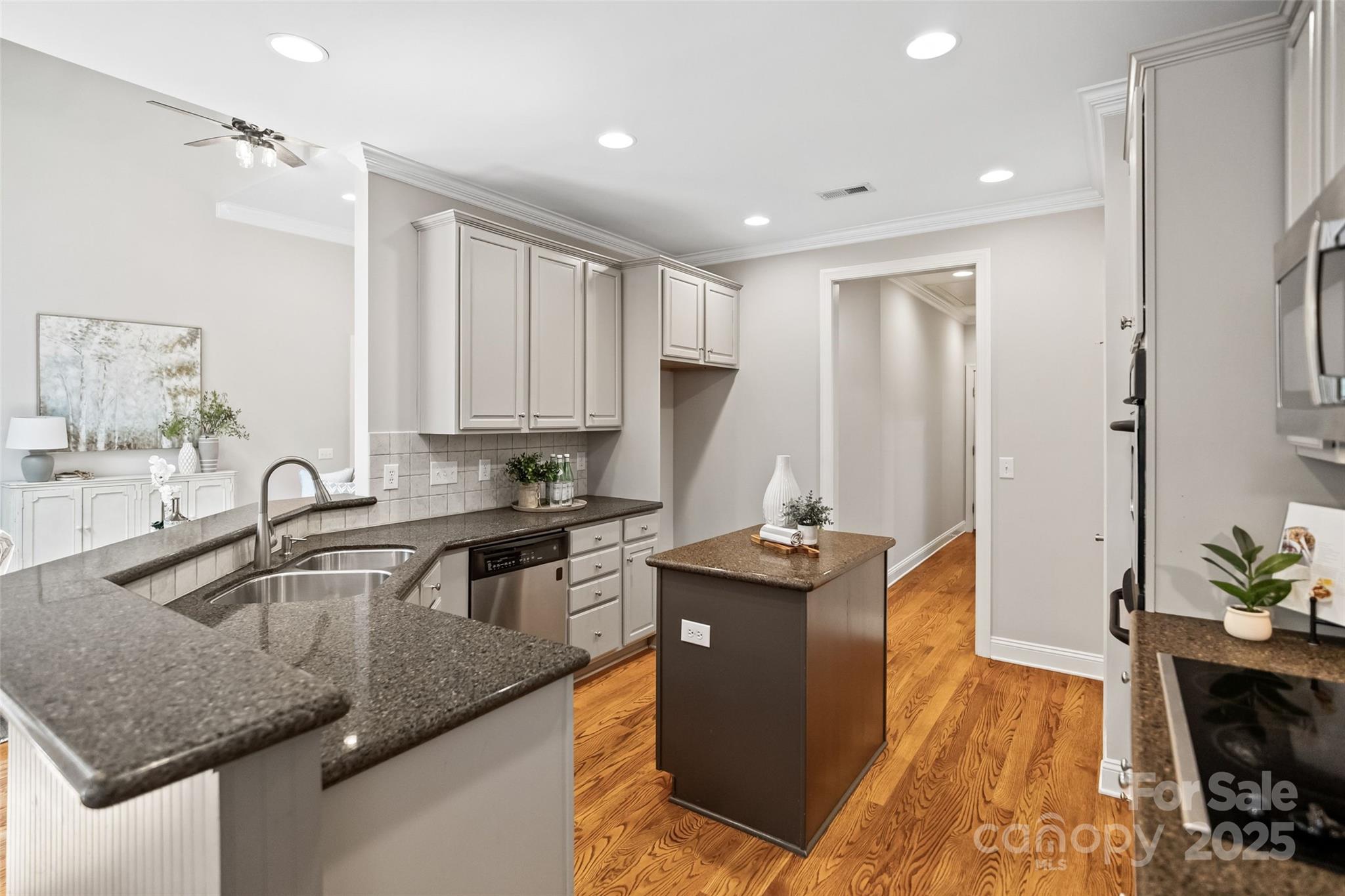 1116 Torrington Circle