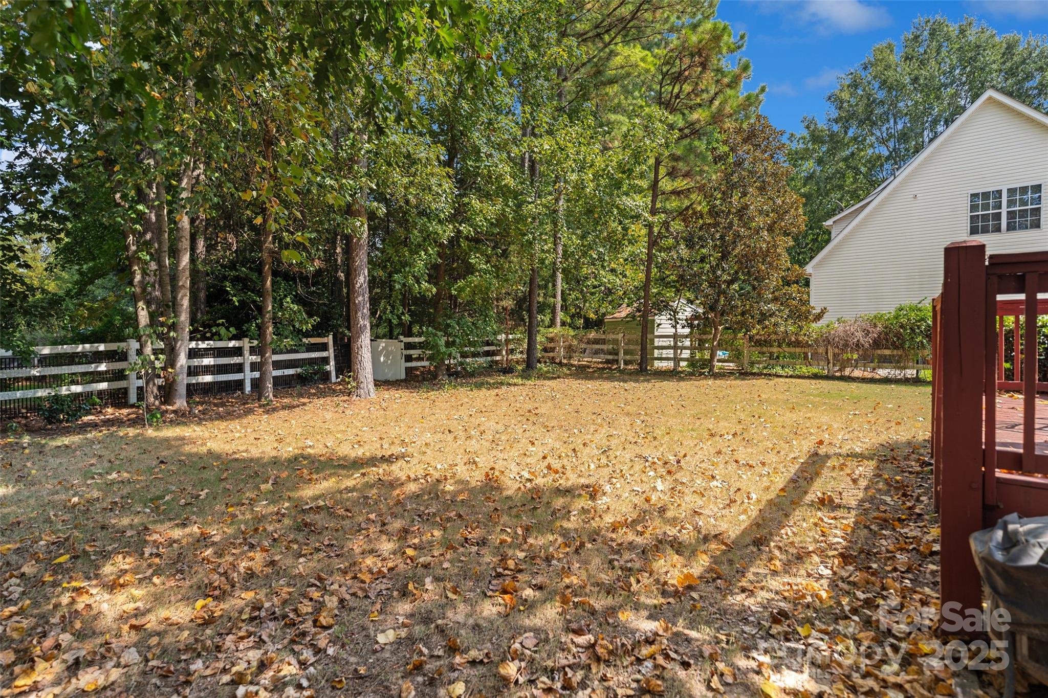 1636 Beacon Hill Court