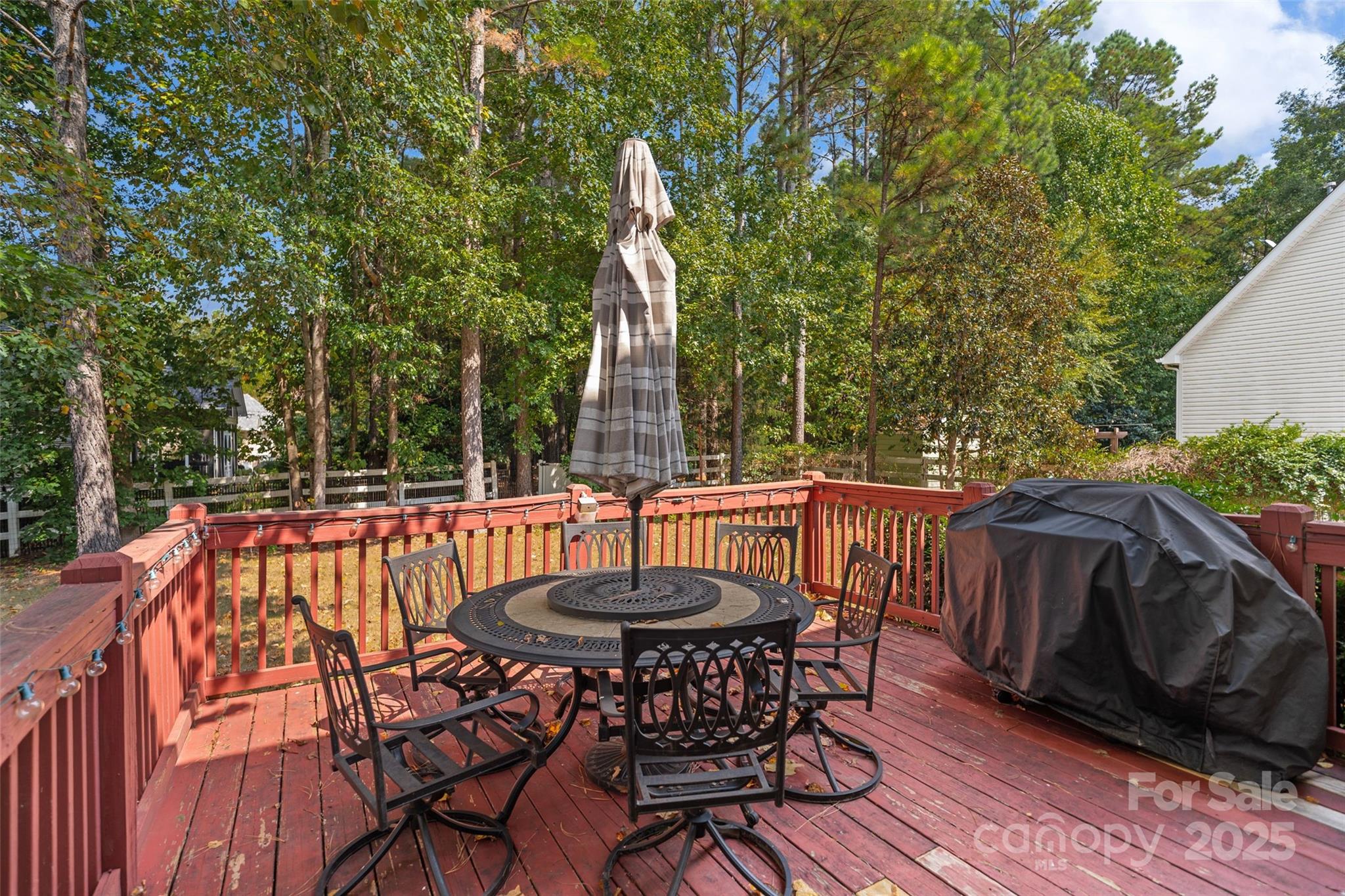 1636 Beacon Hill Court