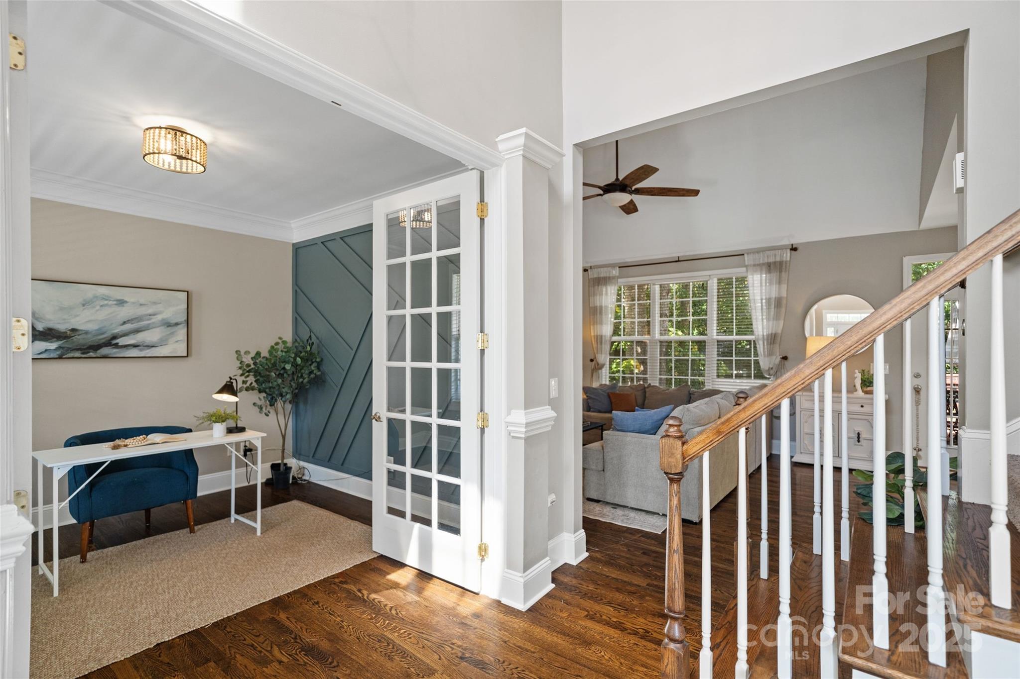 1636 Beacon Hill Court