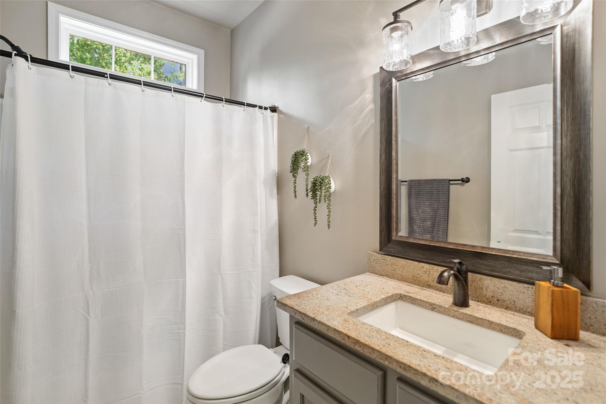 1636 Beacon Hill Court