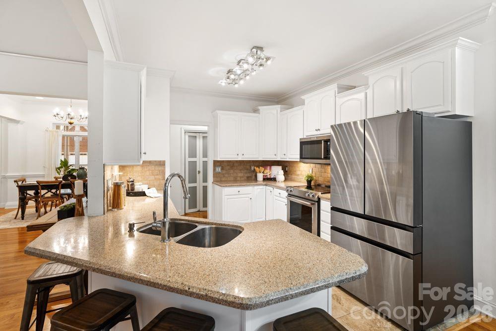 1613 Essex Hall Drive