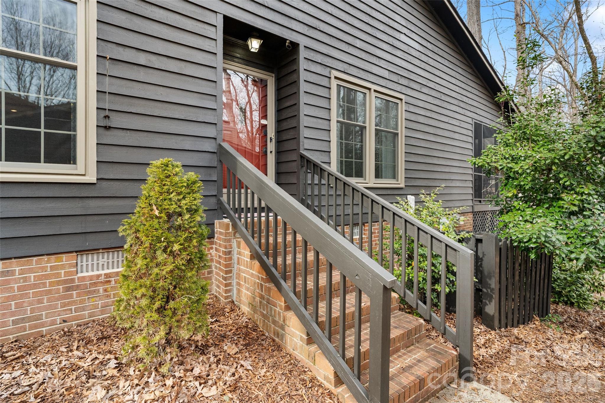 832 Bridgewood Drive