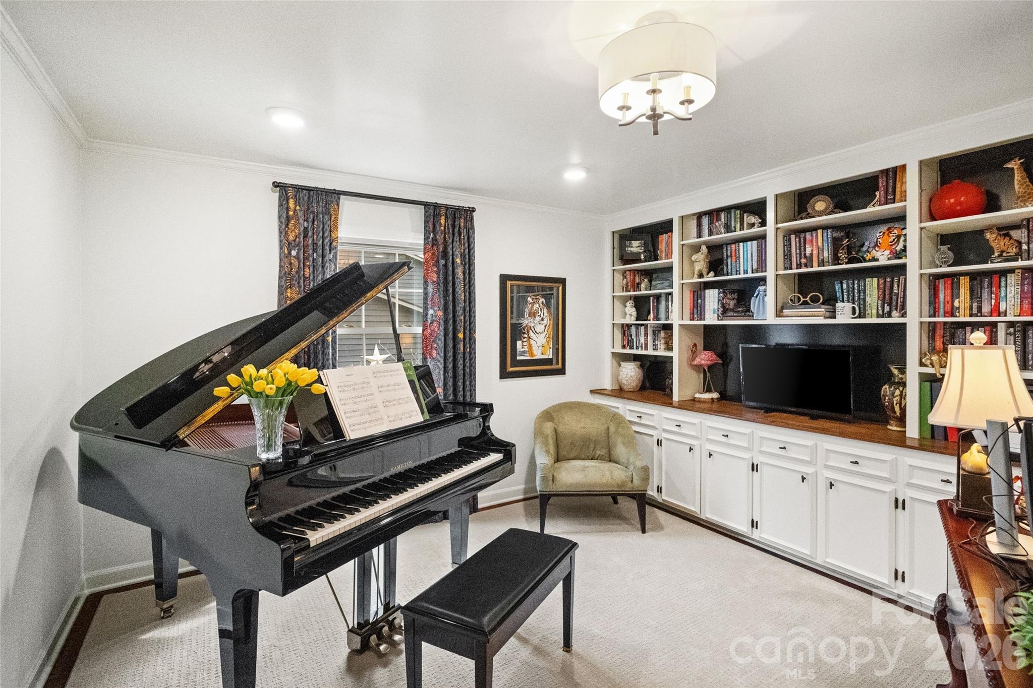 832 Bridgewood Drive