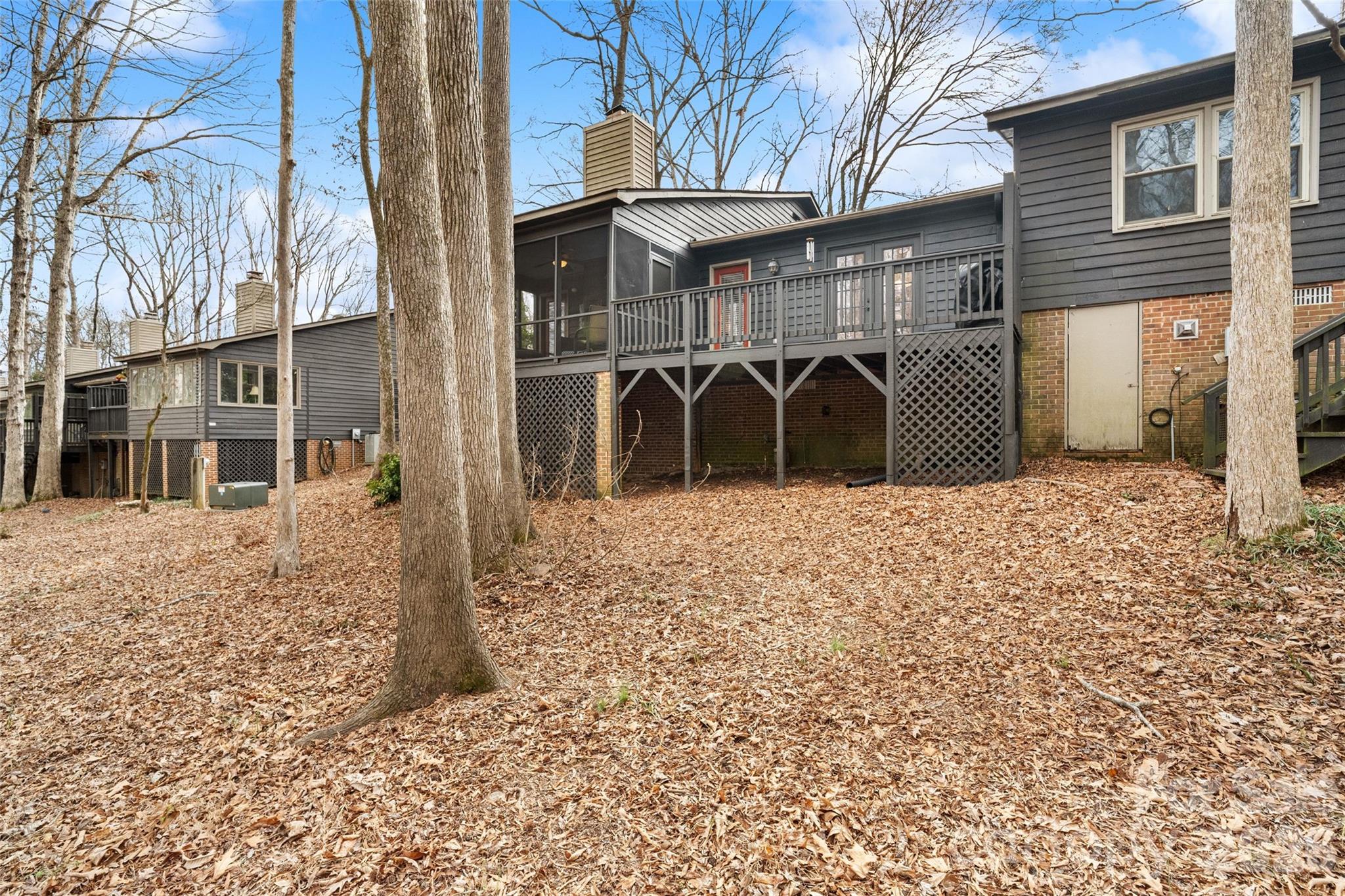 832 Bridgewood Drive