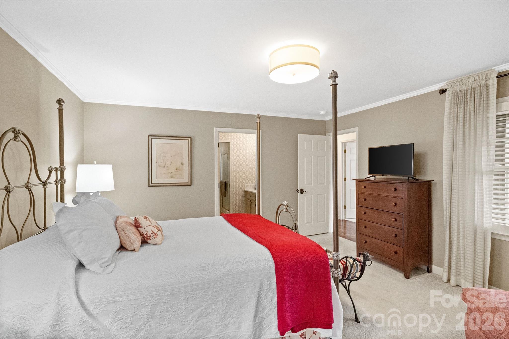 832 Bridgewood Drive