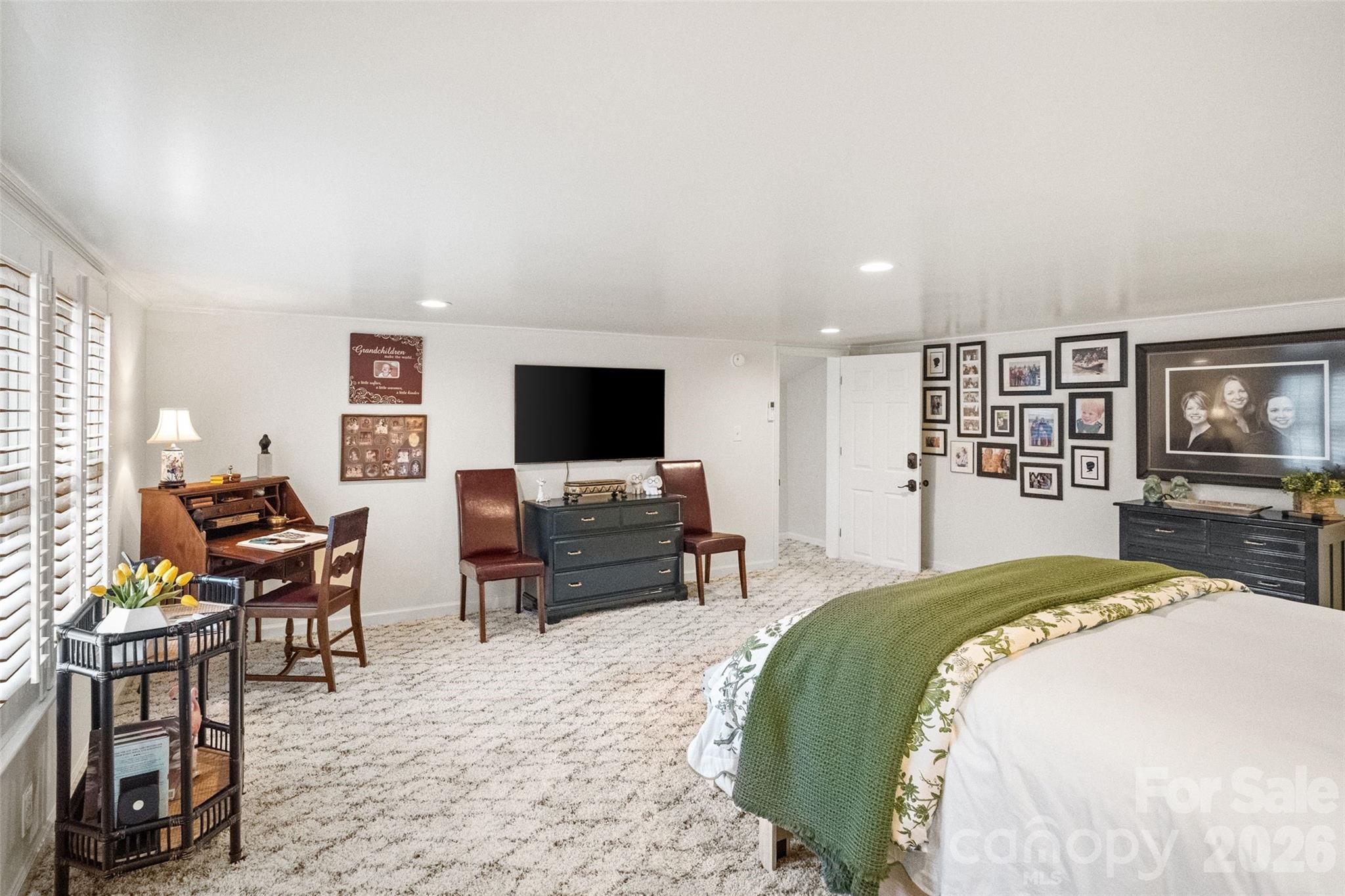 832 Bridgewood Drive