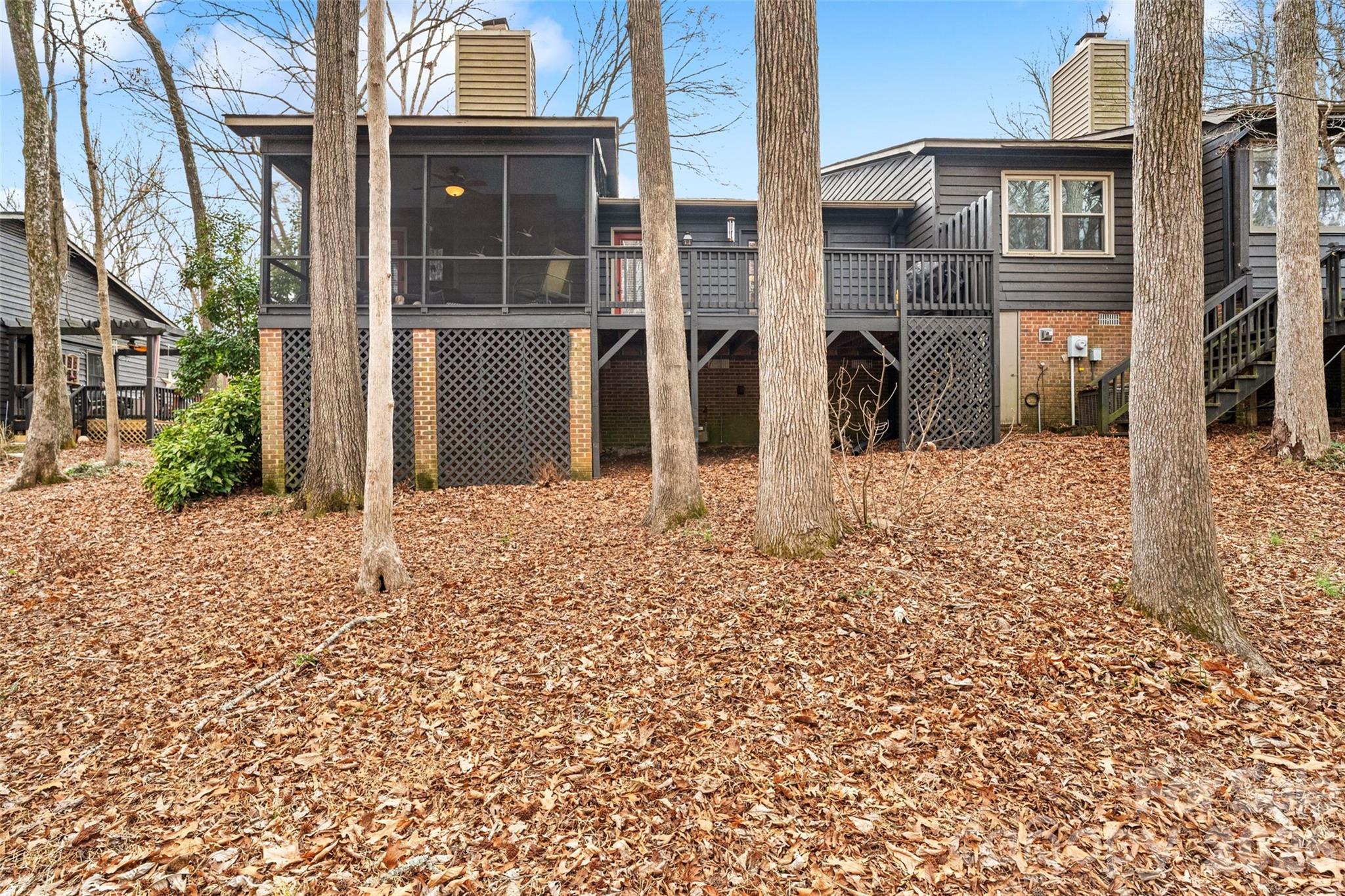 832 Bridgewood Drive