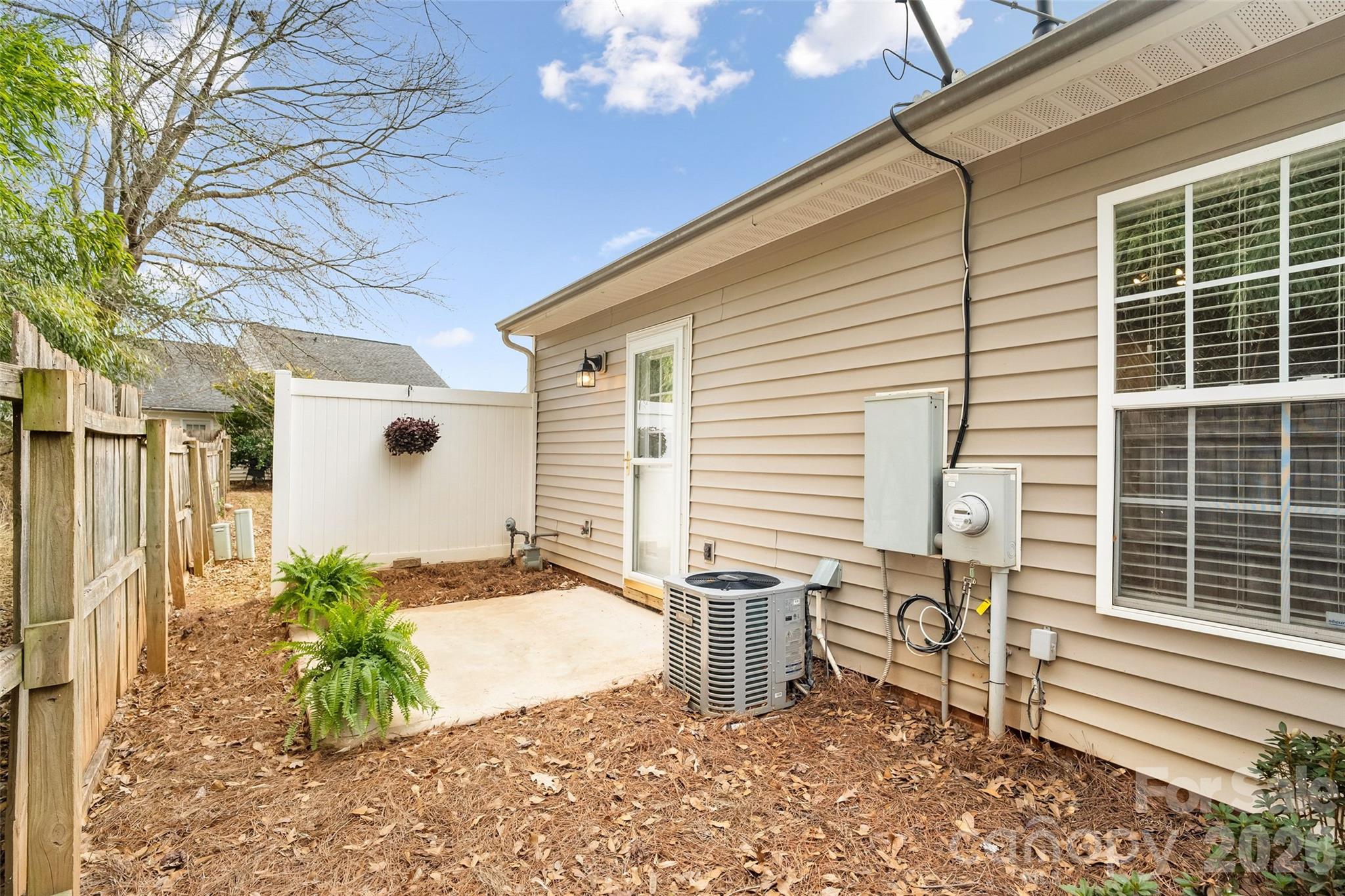 2139 Pavillion Court