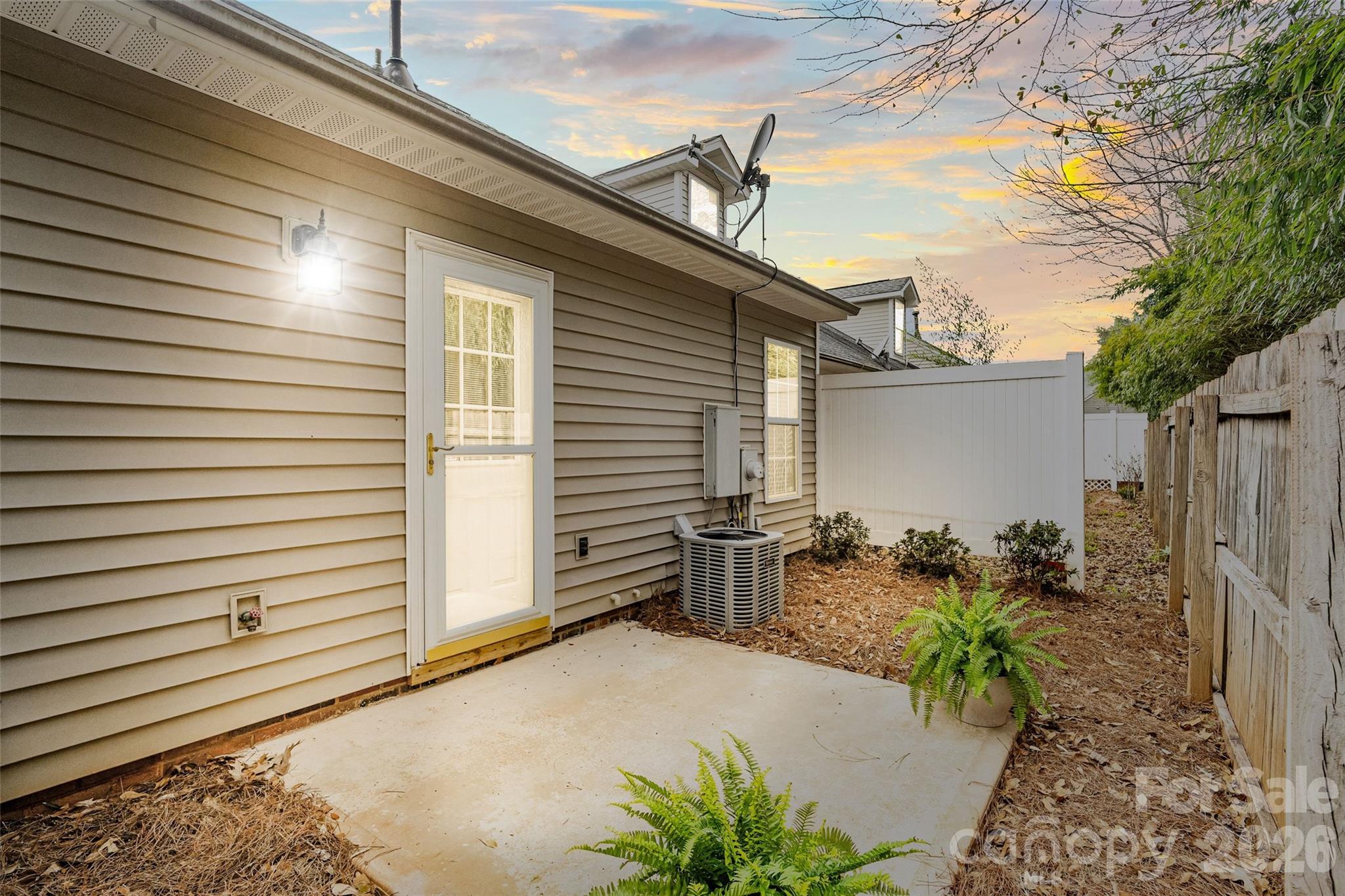 2139 Pavillion Court