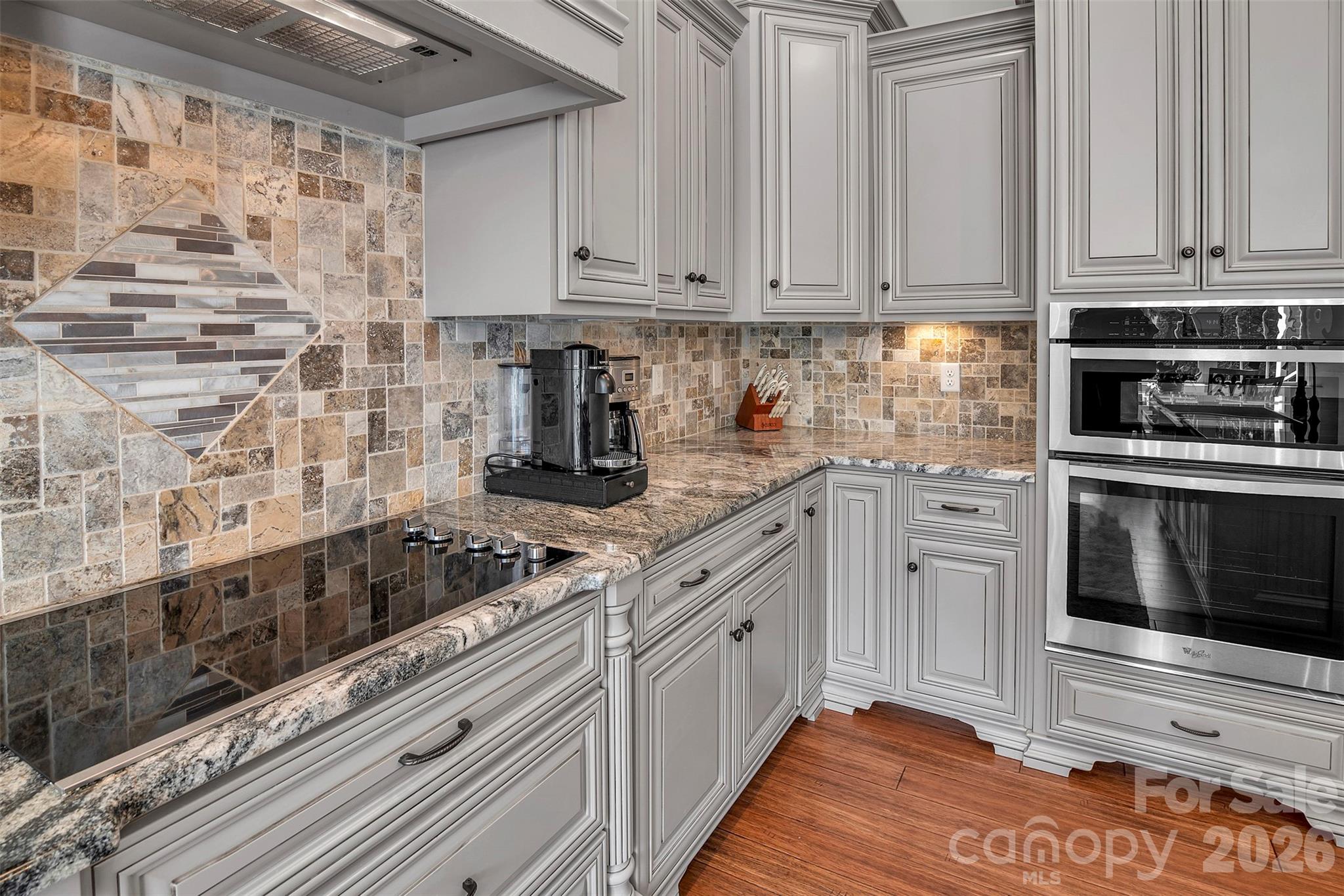 570 Deanne Drive