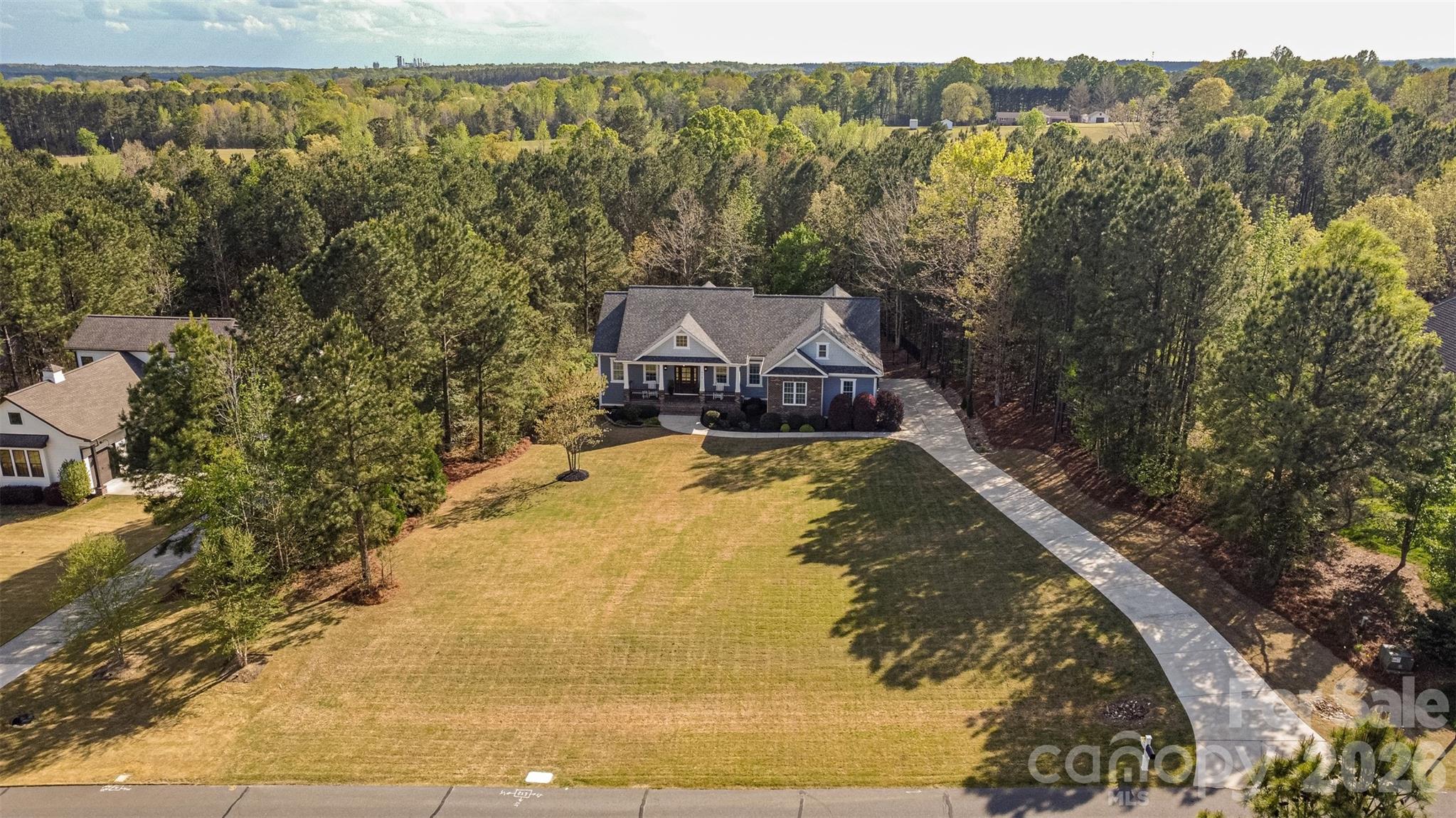 570 Deanne Drive