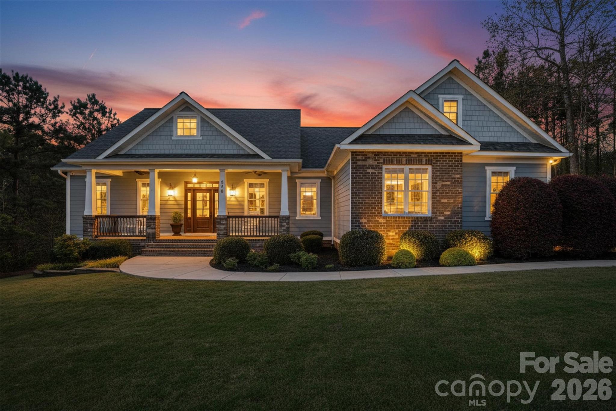 570 Deanne Drive