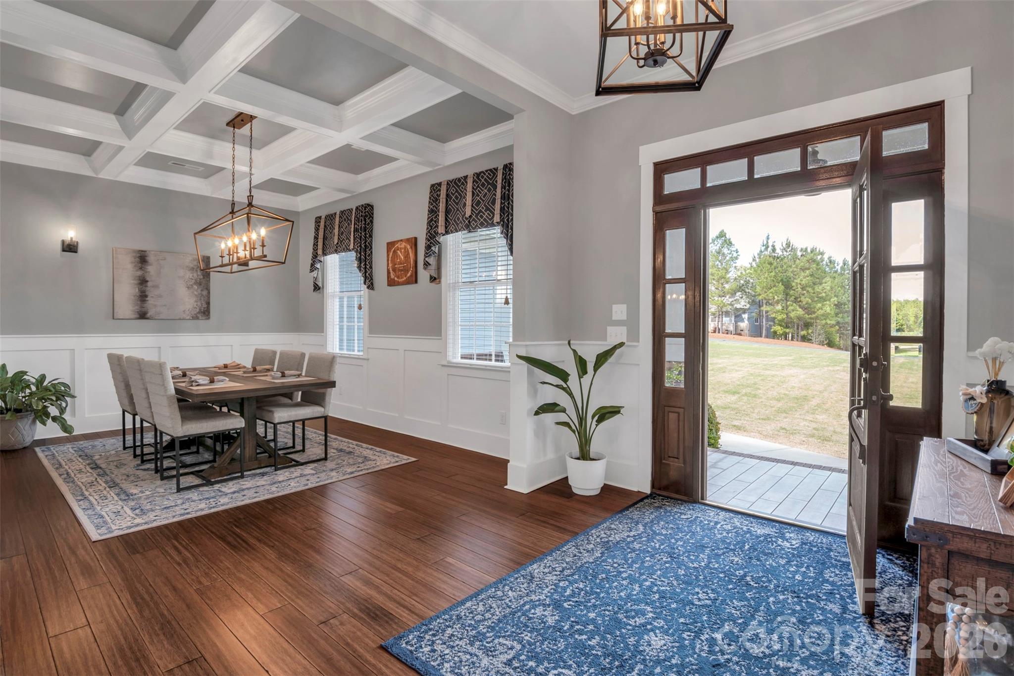 570 Deanne Drive