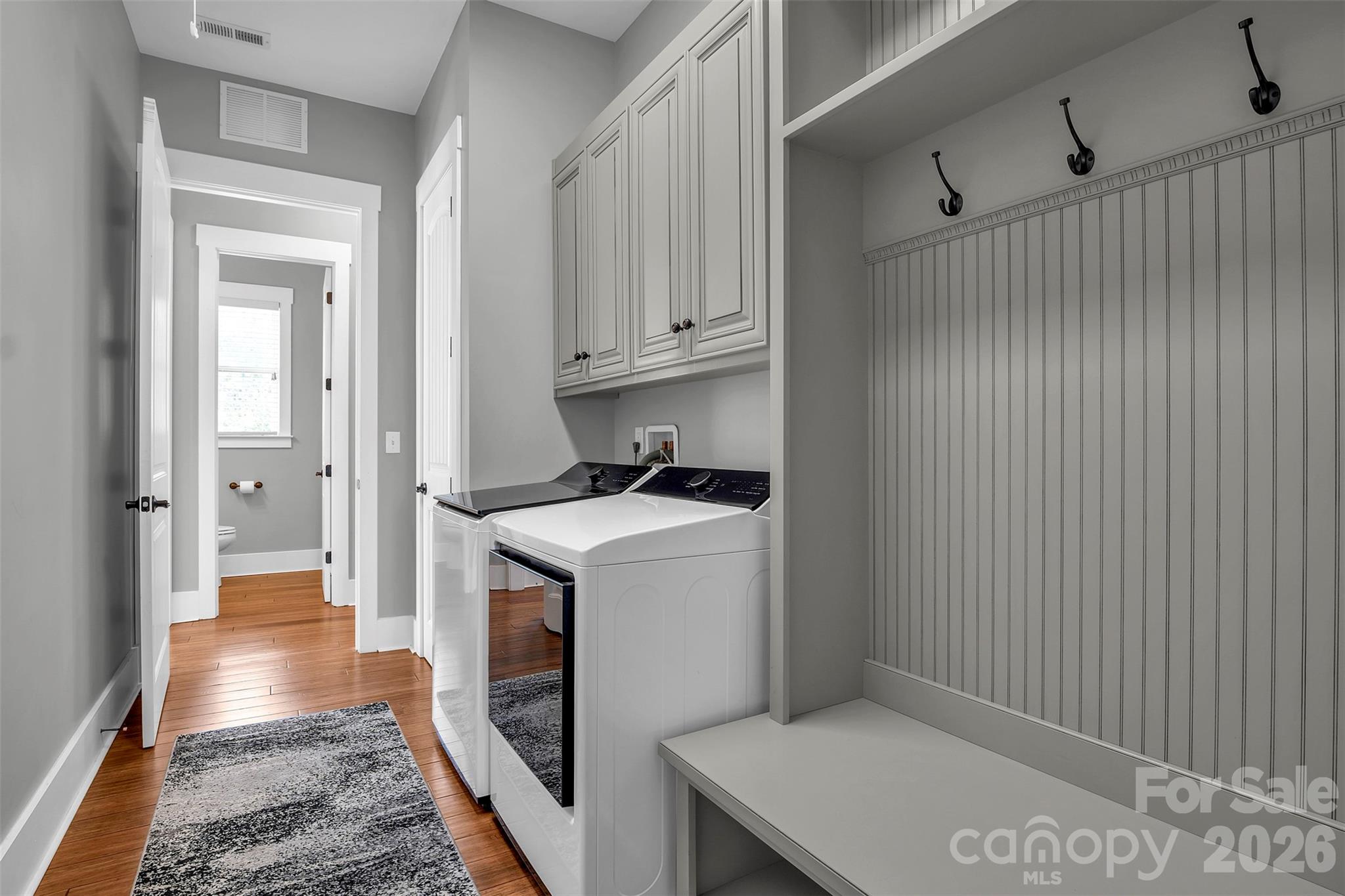 570 Deanne Drive