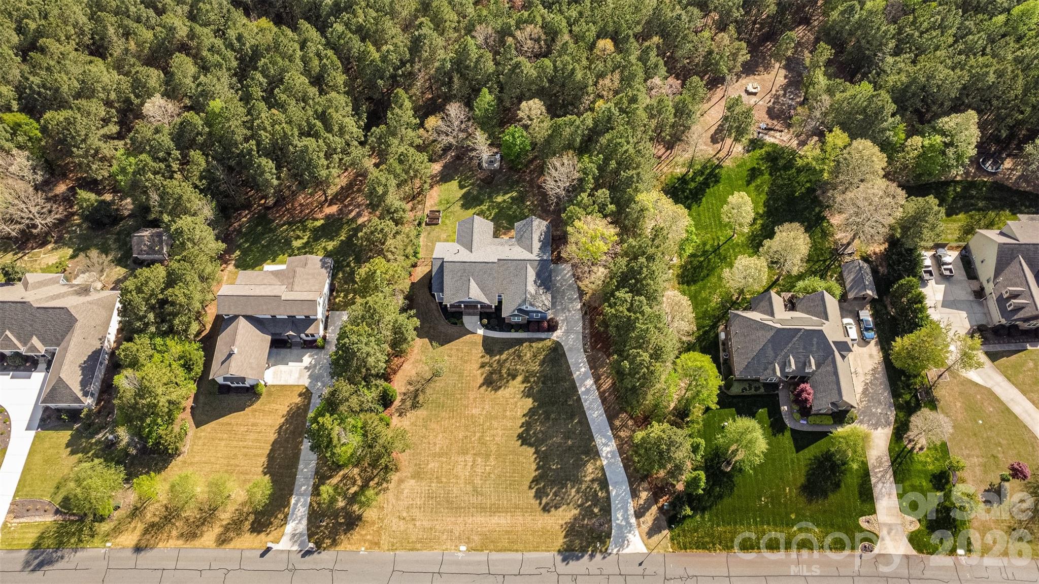 570 Deanne Drive