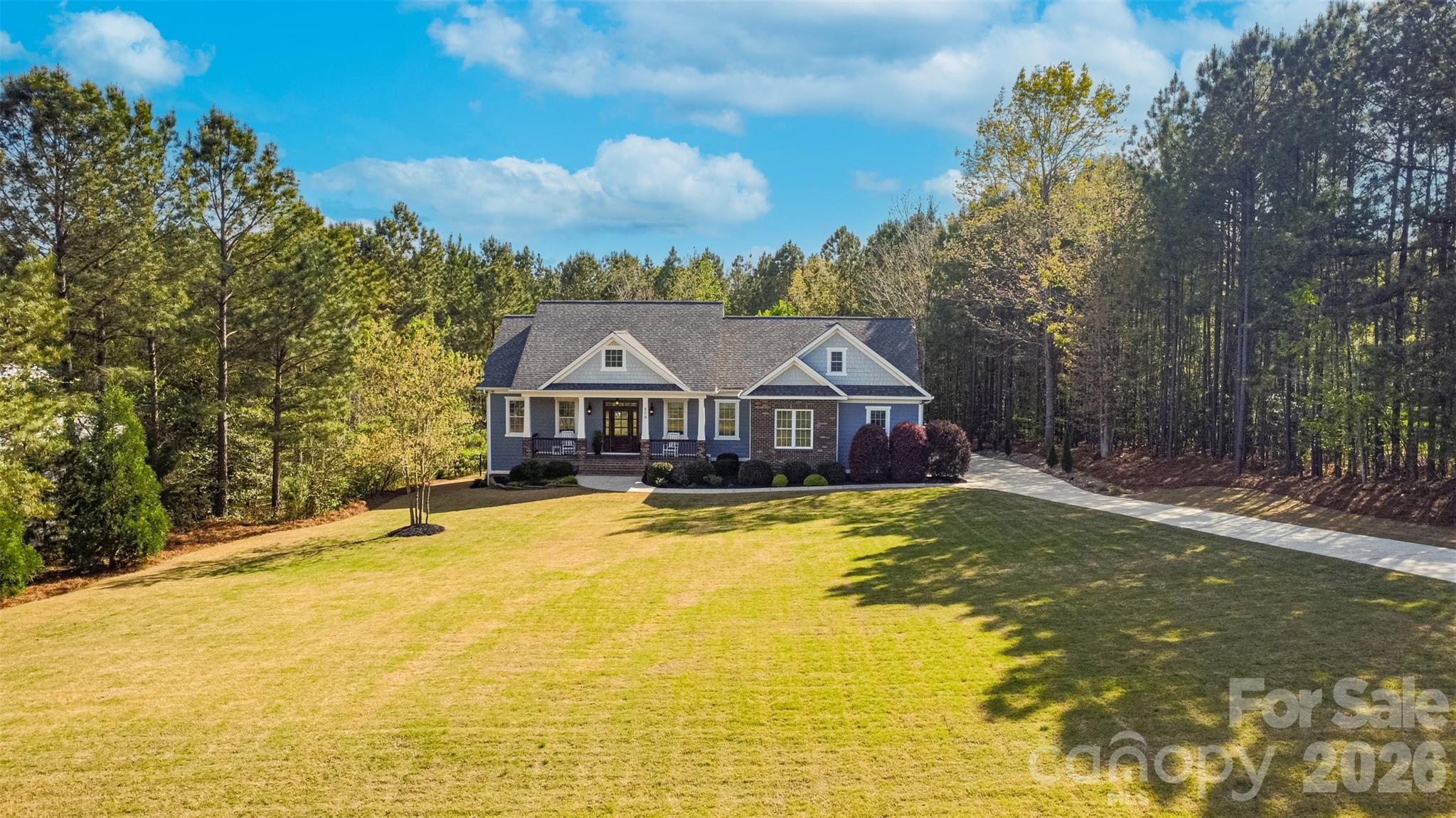 570 Deanne Drive