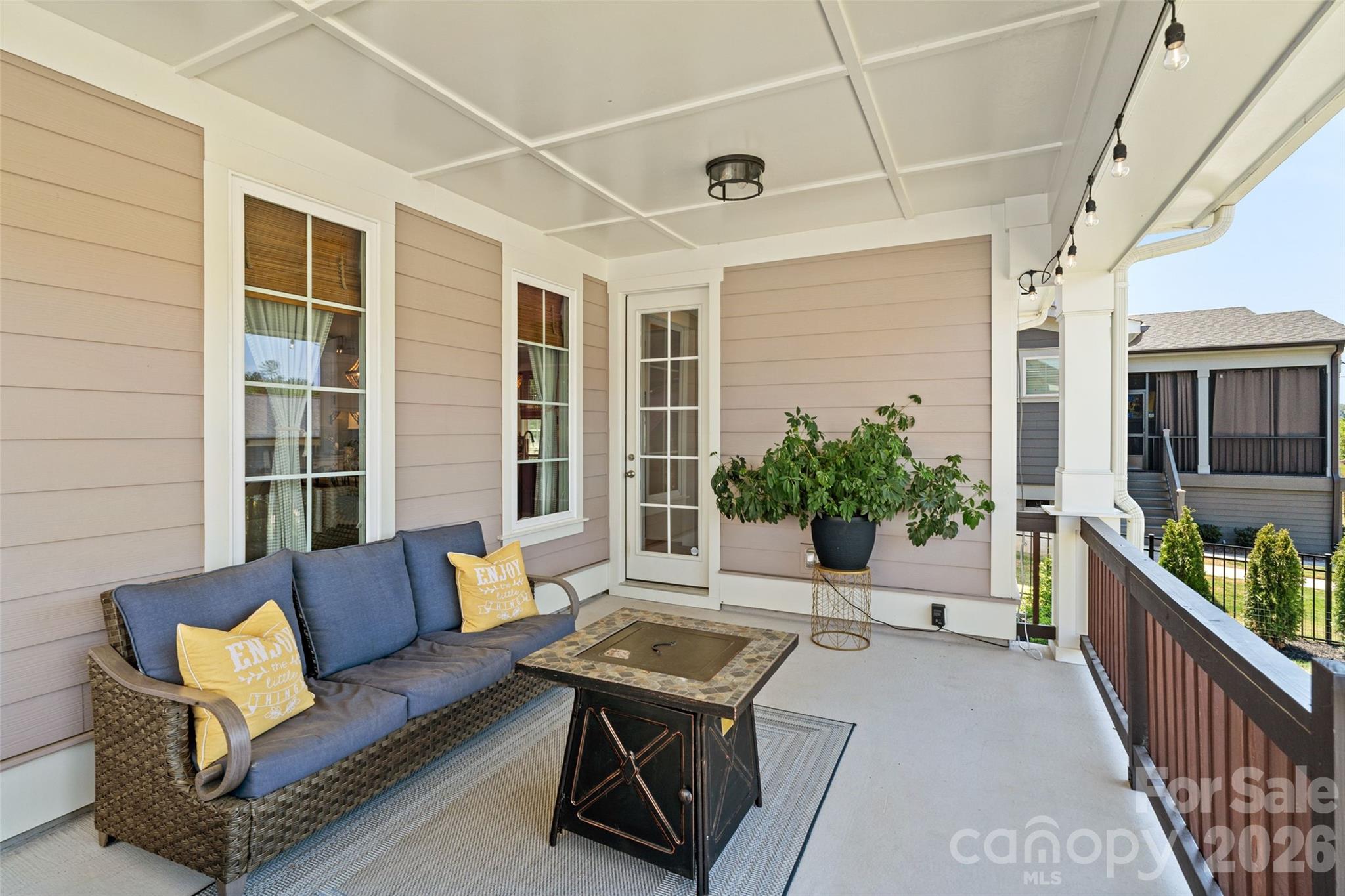 1568 Riverwalk Parkway