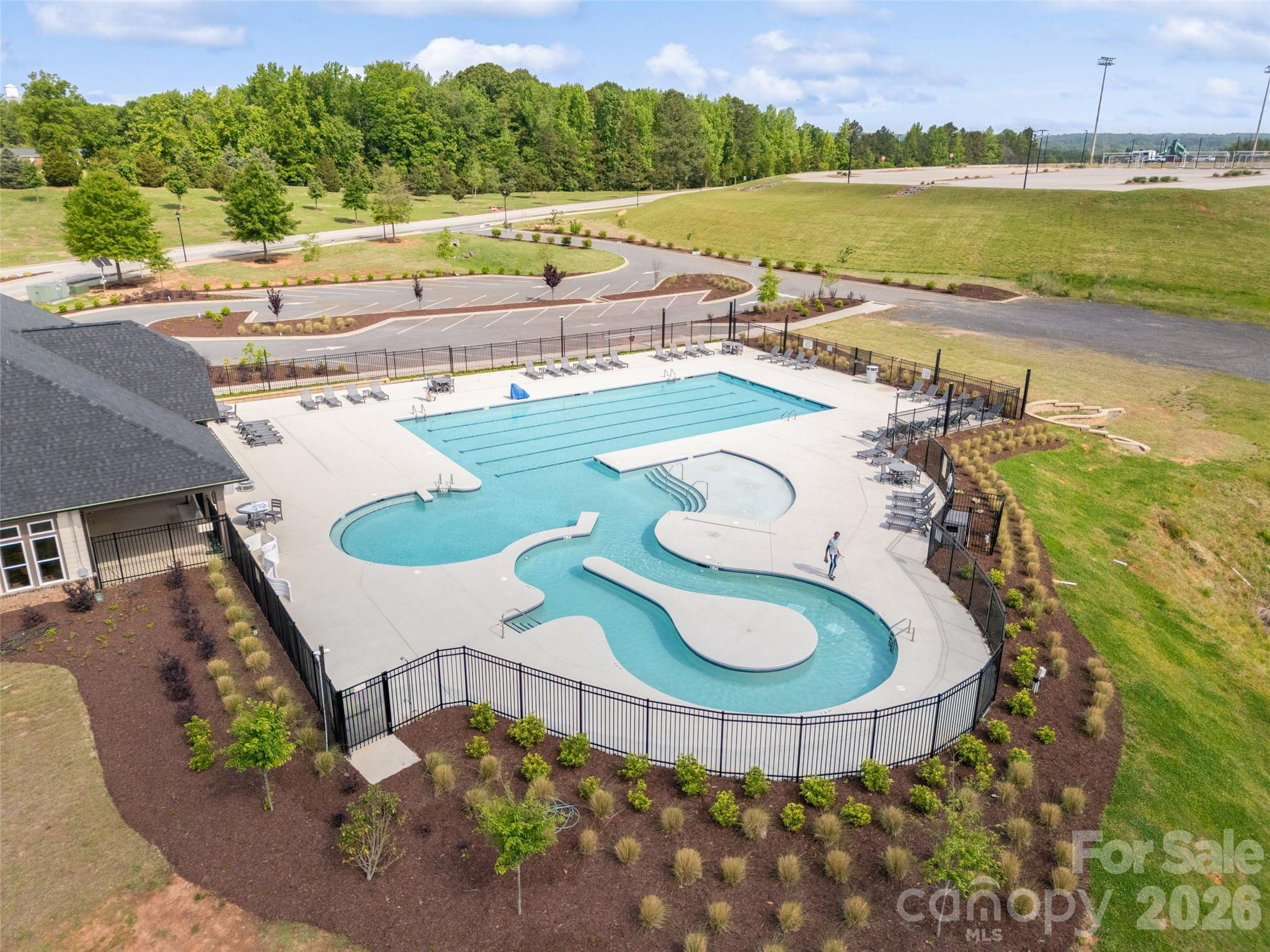 1568 Riverwalk Parkway