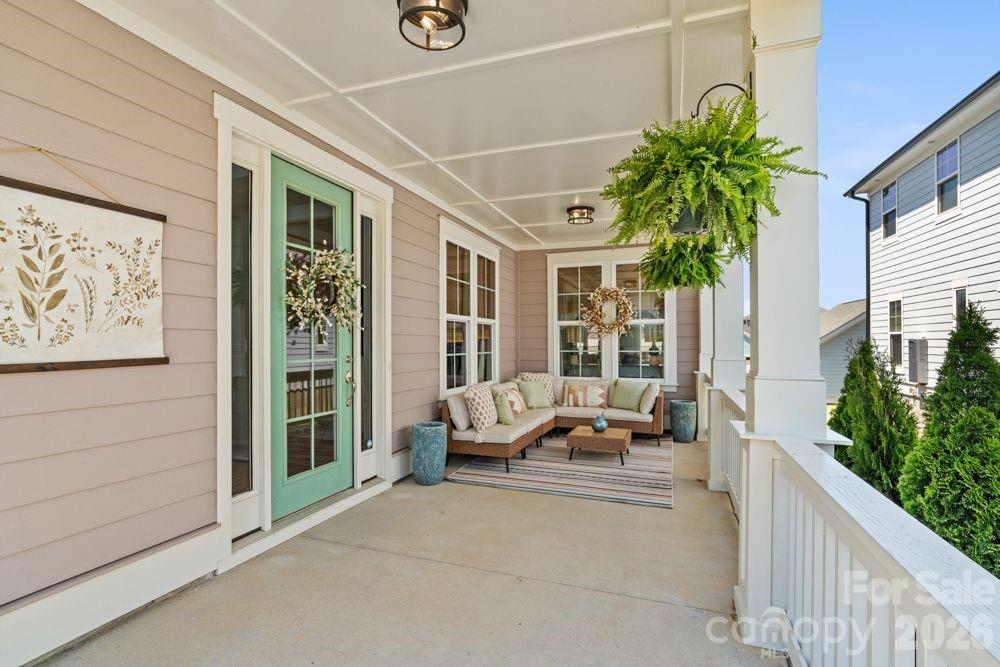 1568 Riverwalk Parkway