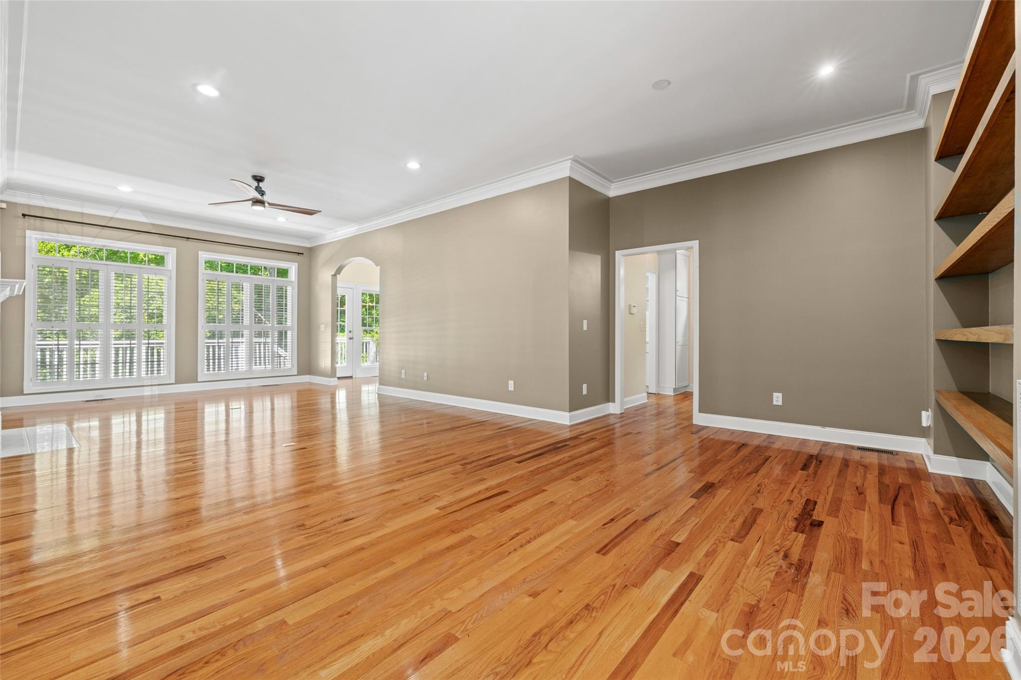 1953 Regency Court