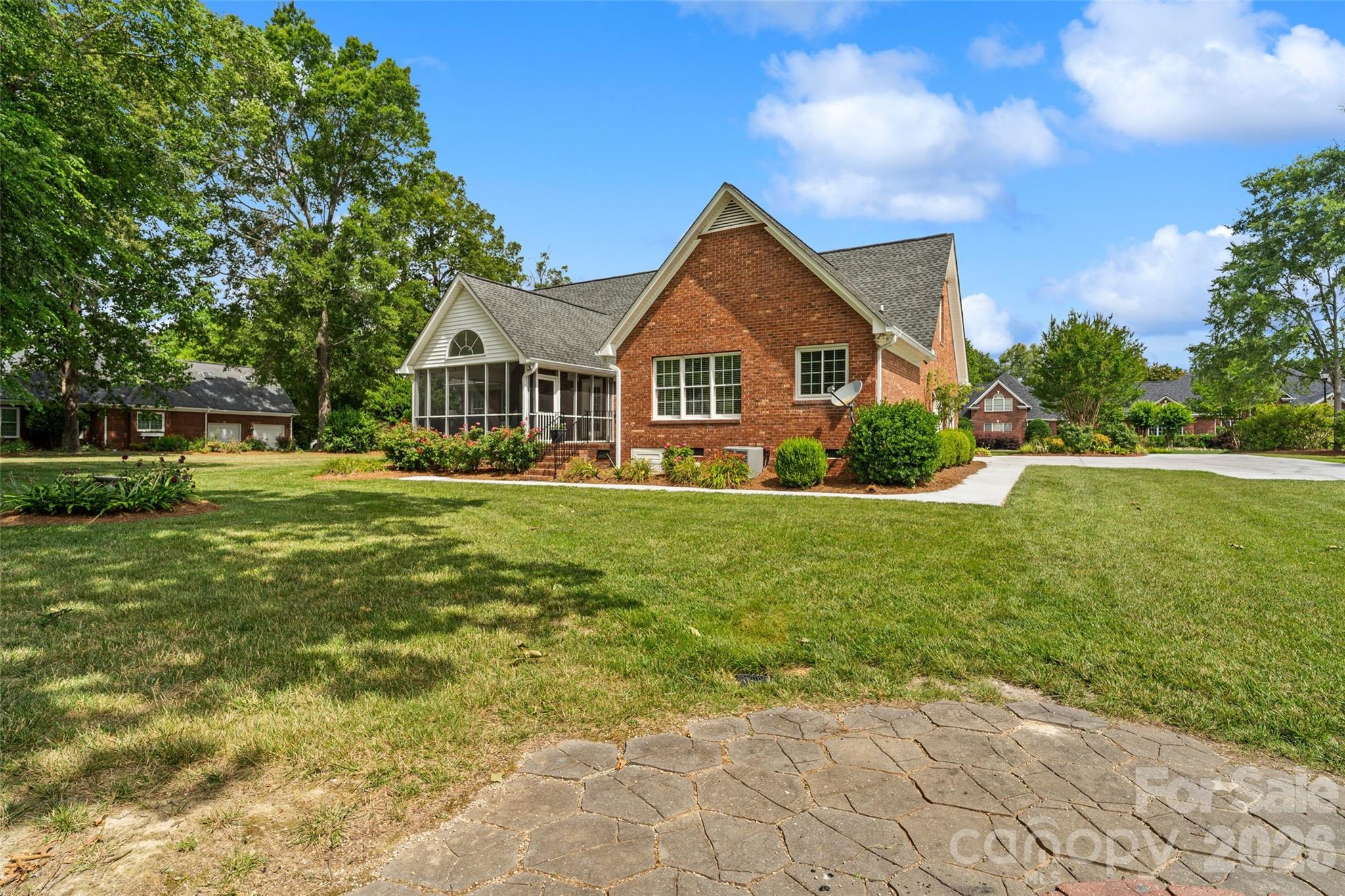 1135 Hunter Trail Court