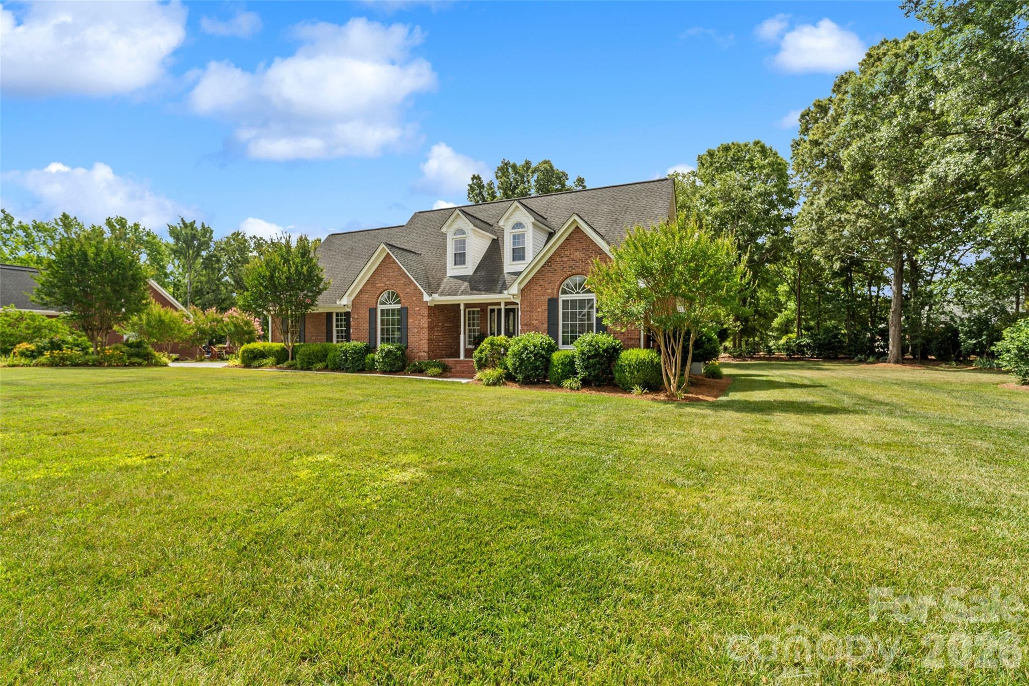 1135 Hunter Trail Court