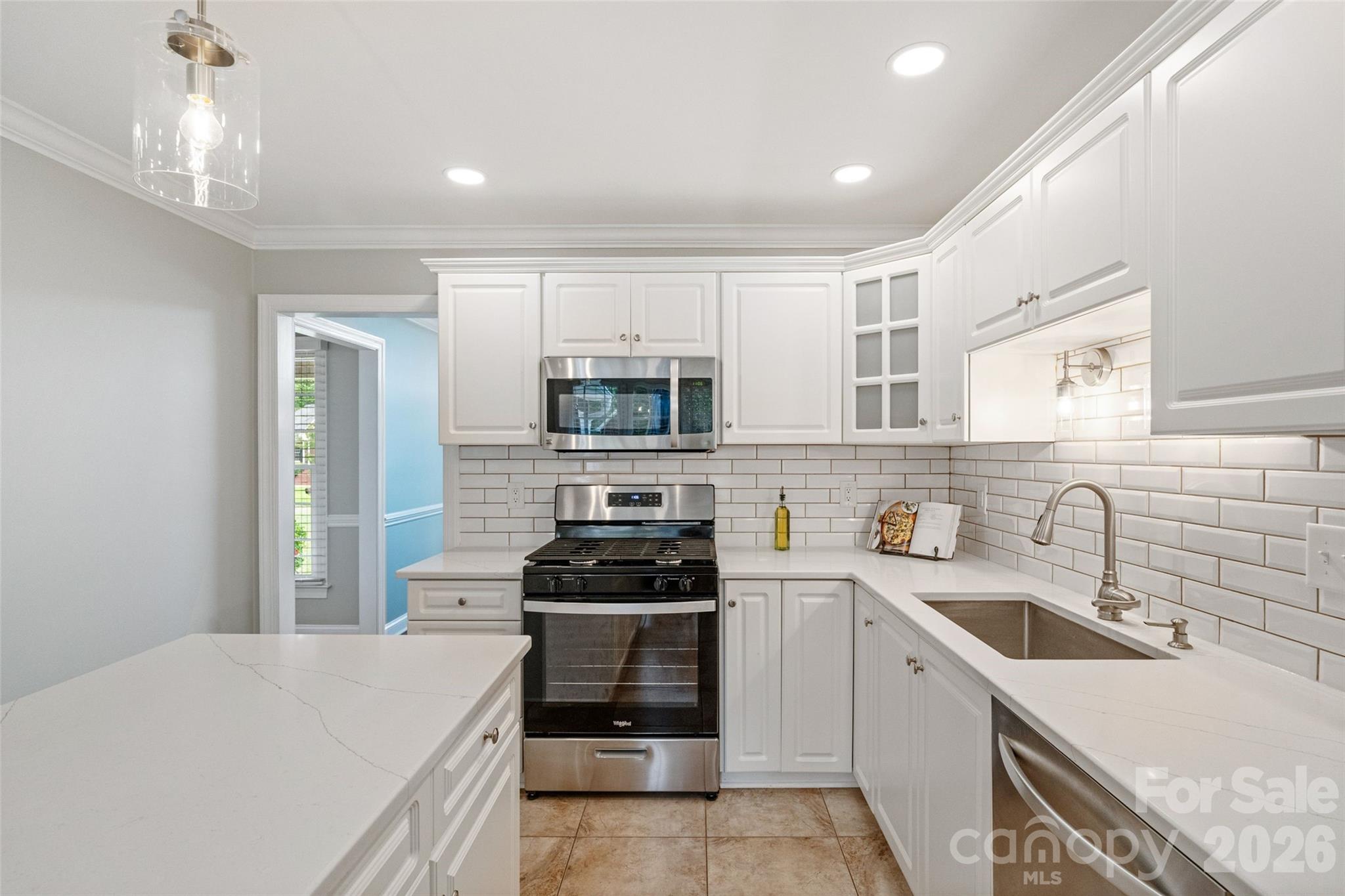 1135 Hunter Trail Court