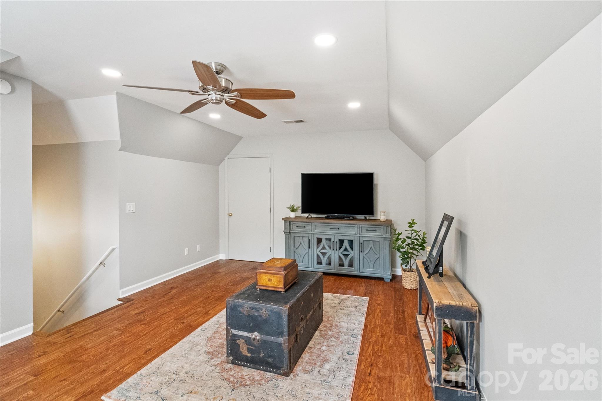 1135 Hunter Trail Court