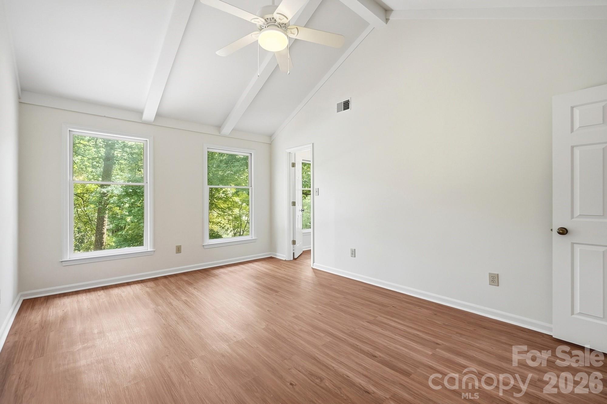 1070 Peachtree Lane