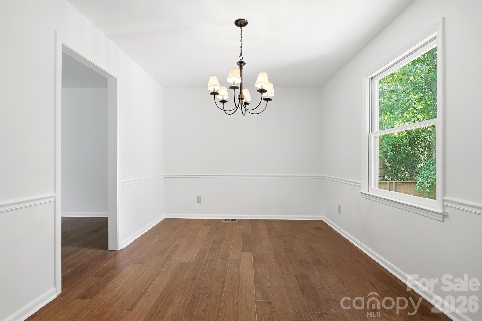 1070 Peachtree Lane