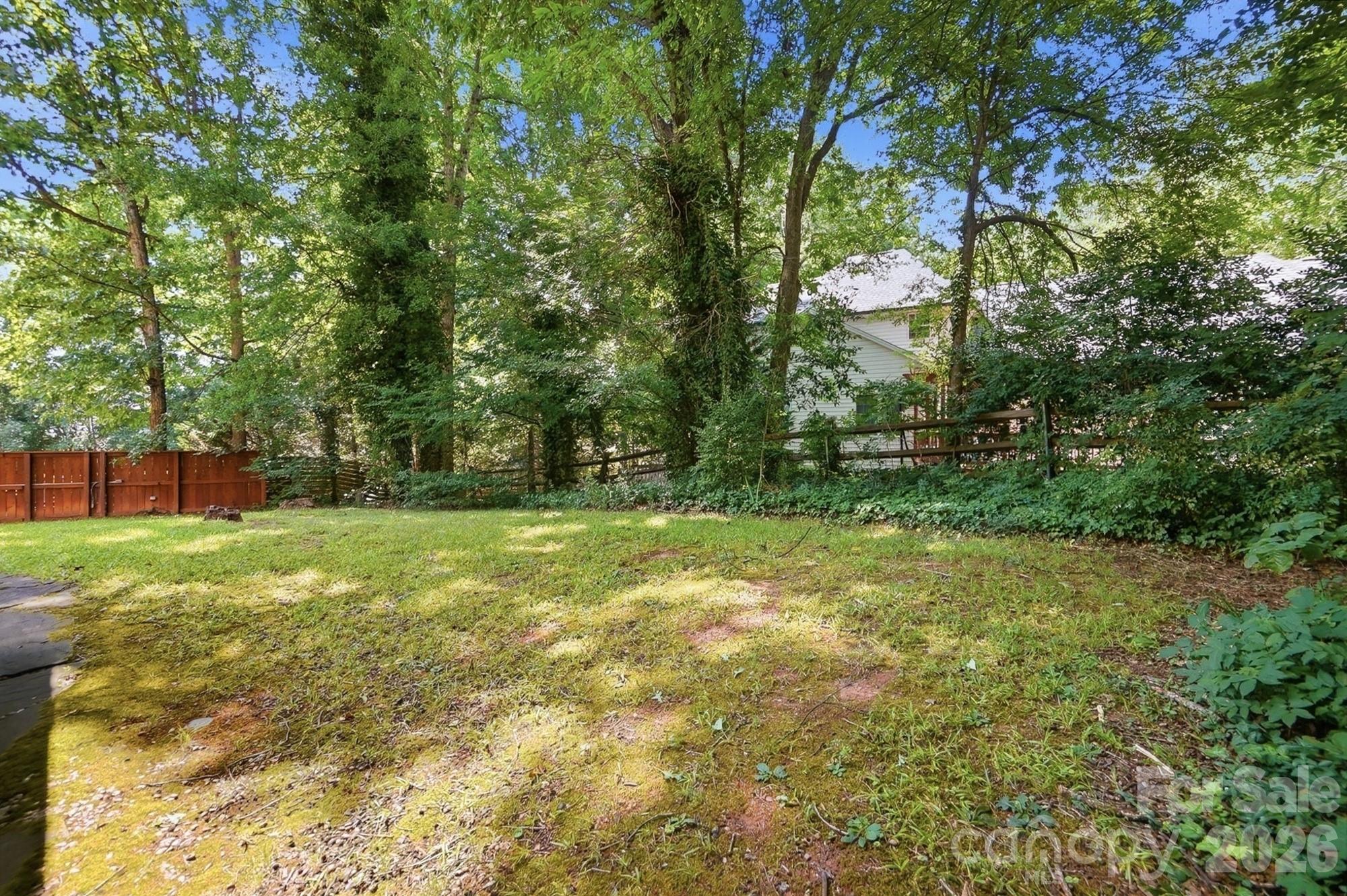 1070 Peachtree Lane