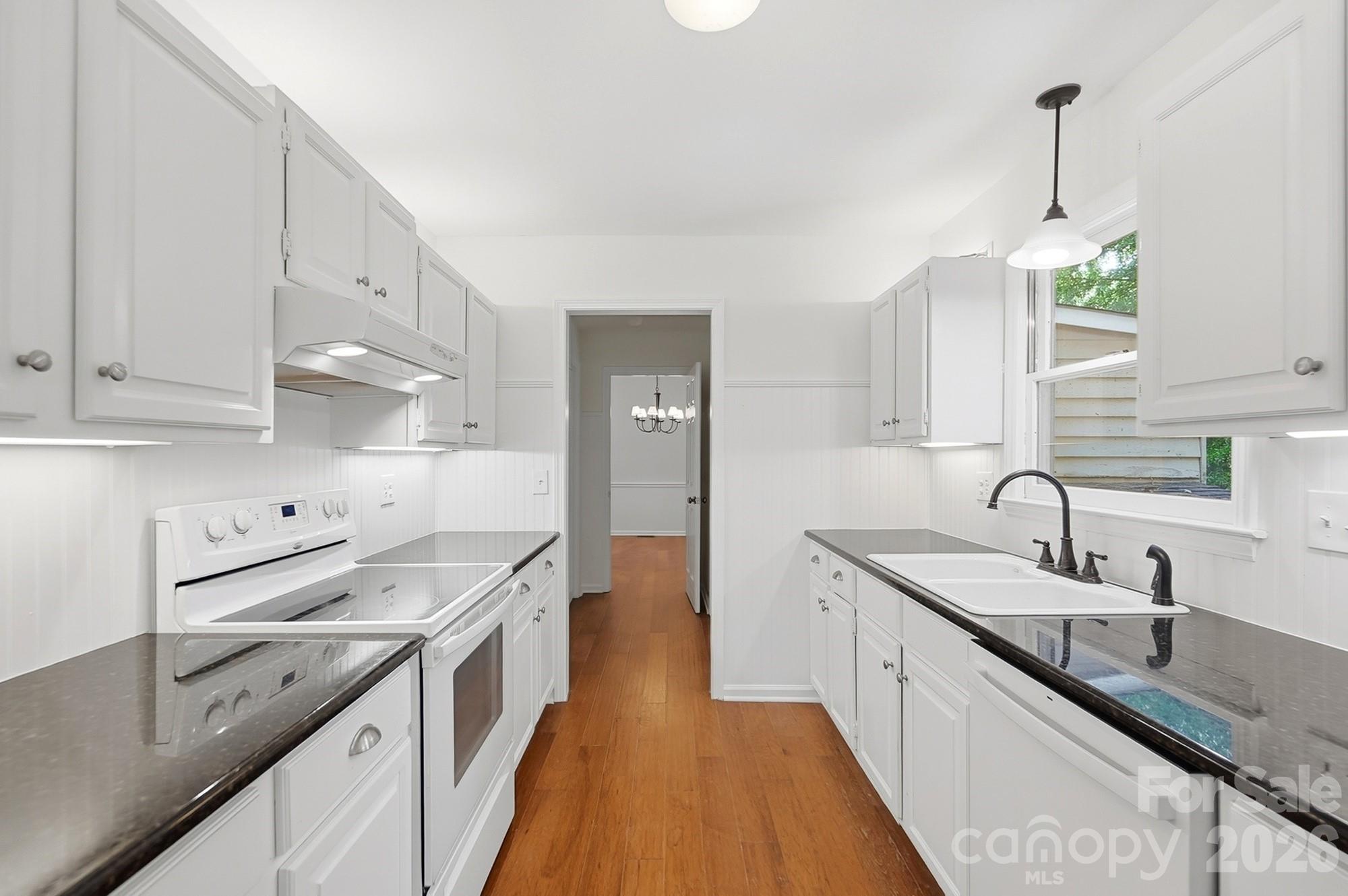 1070 Peachtree Lane