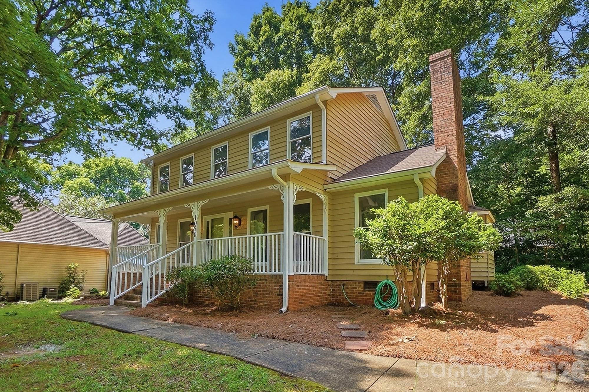1070 Peachtree Lane