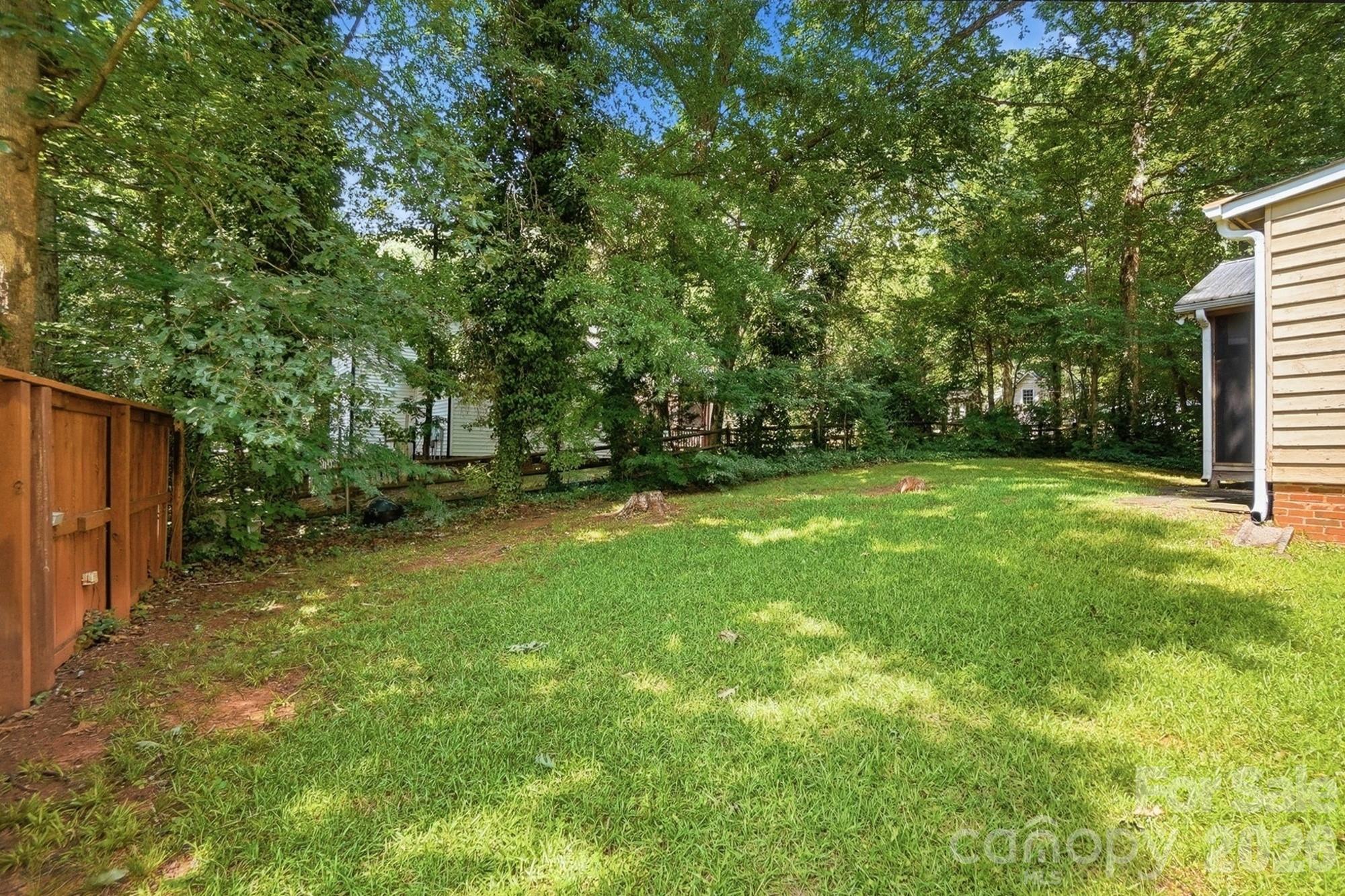 1070 Peachtree Lane