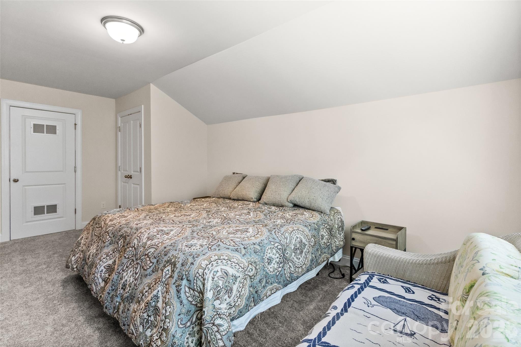 210 Lord Dunluce Street