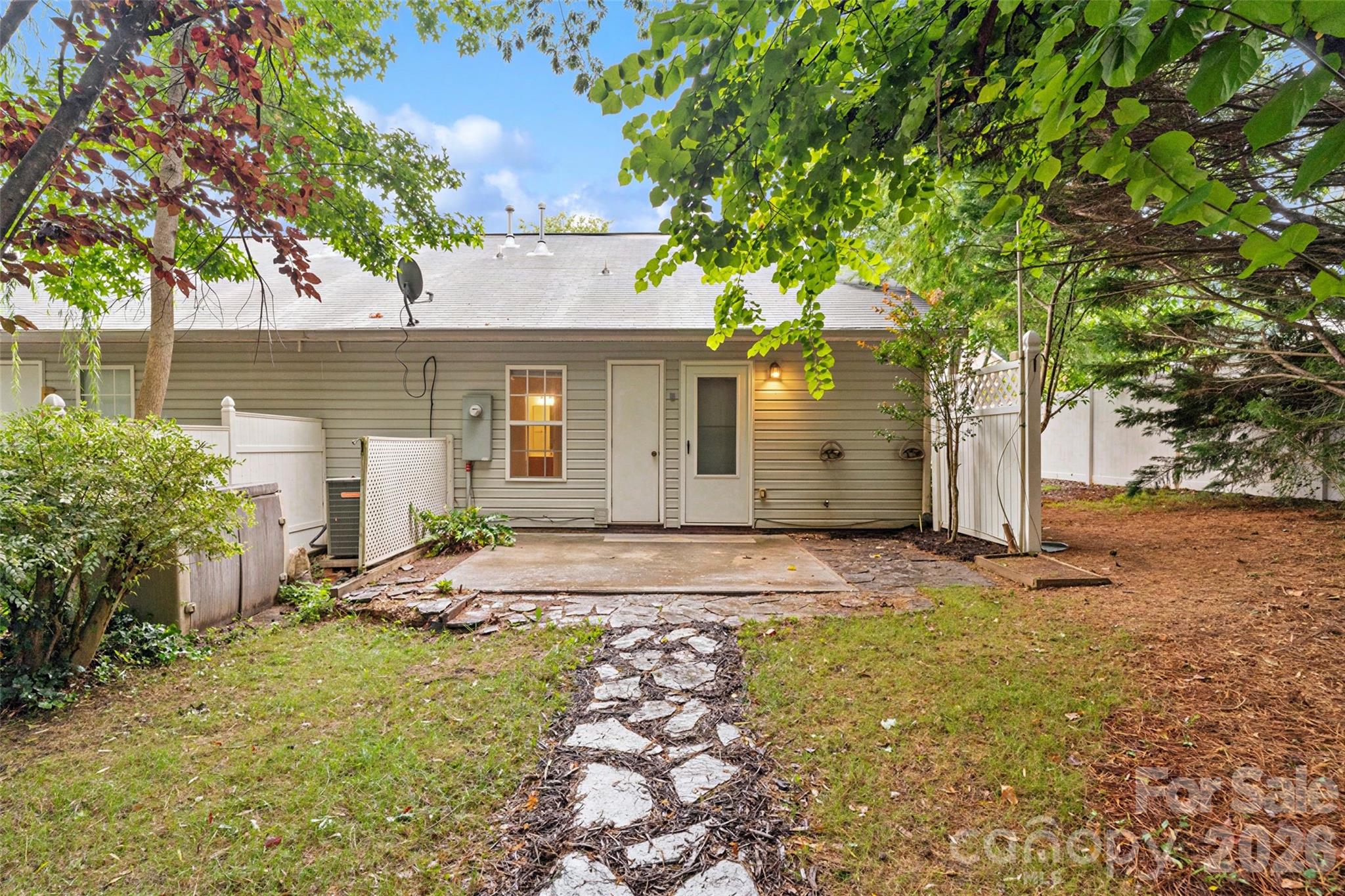 431 Danielle Way