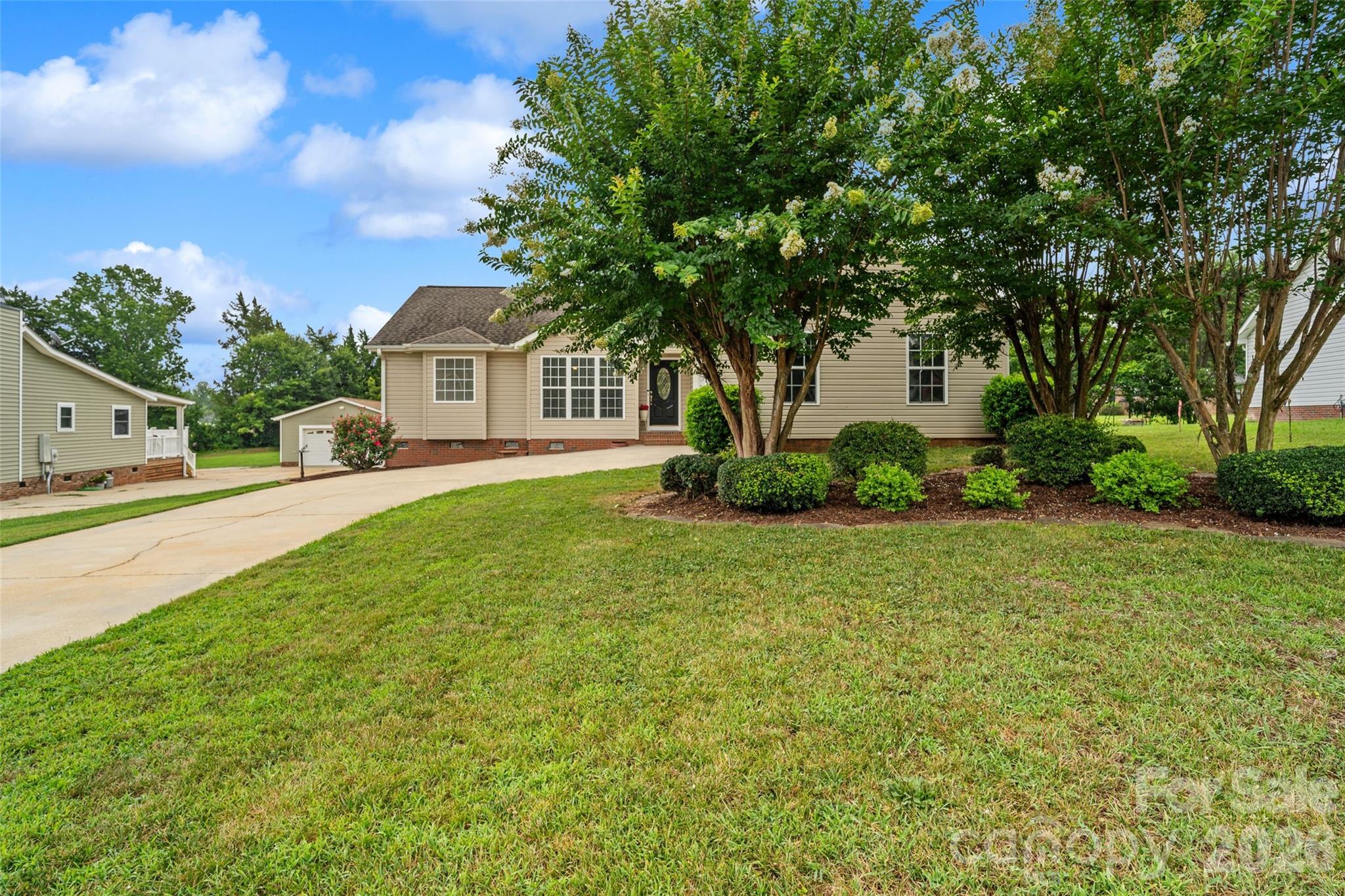 748 Chipmeadow Lane