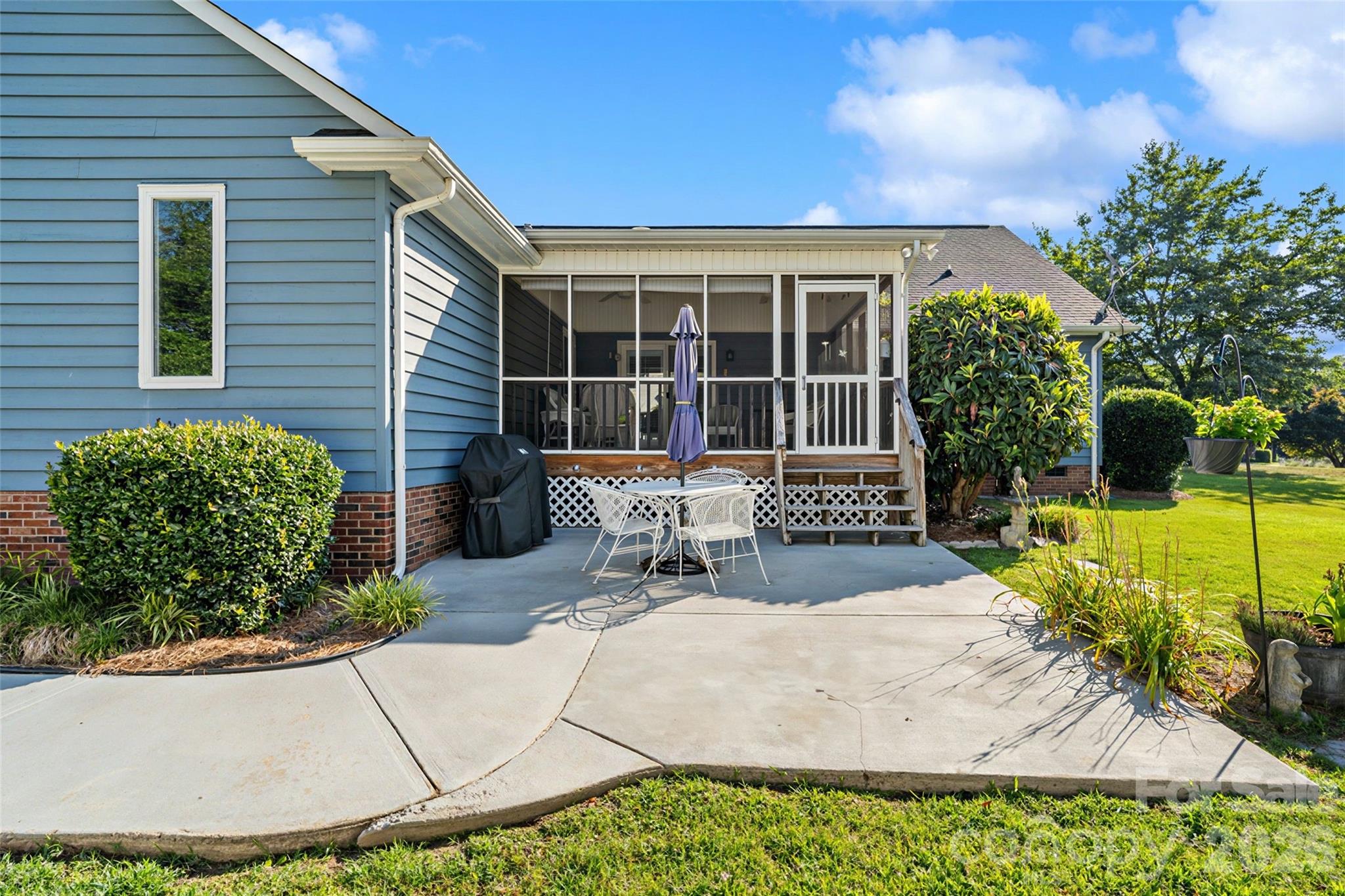 2065 Hightower Road