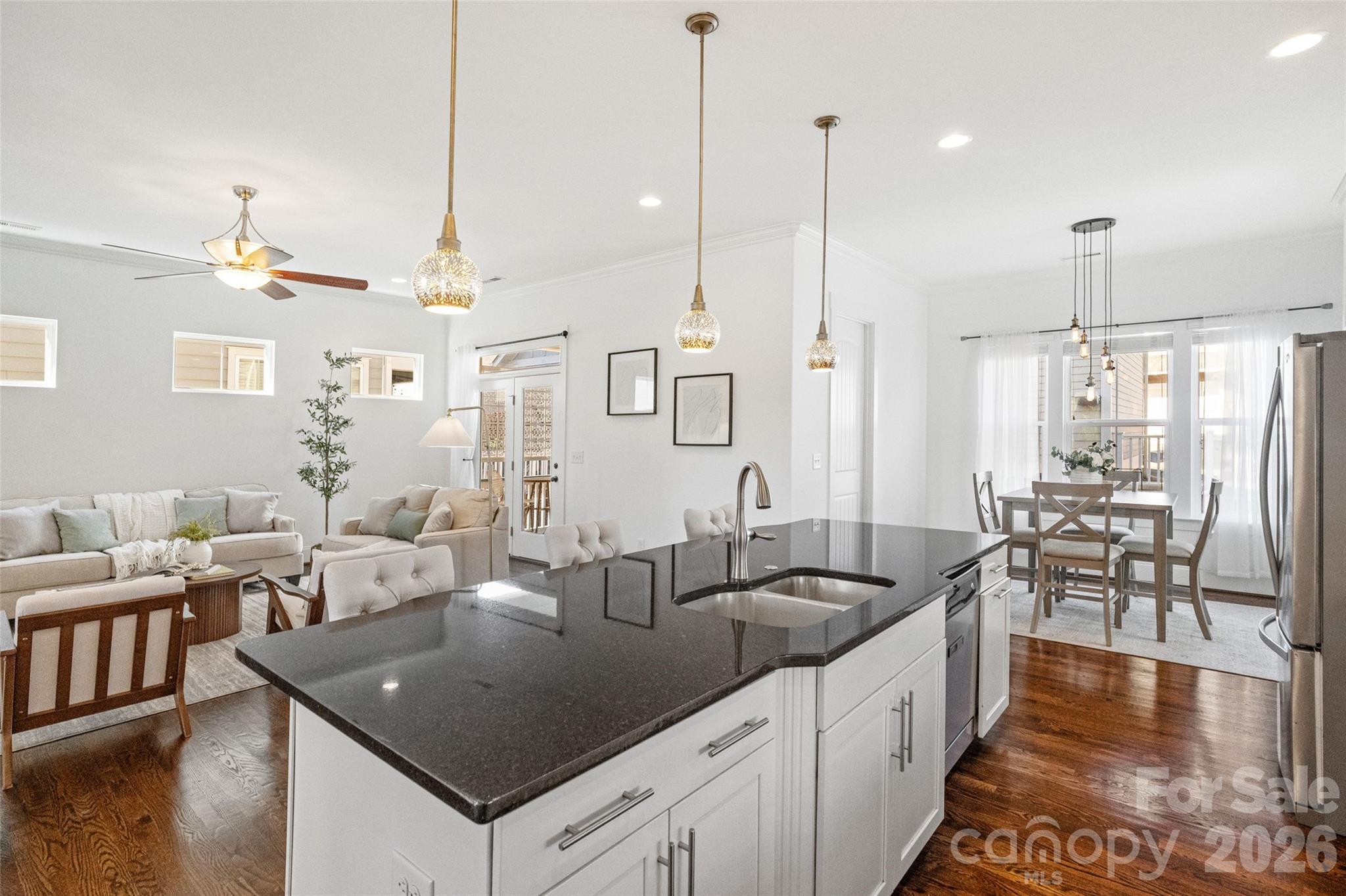 966 Herrons Ferry Road