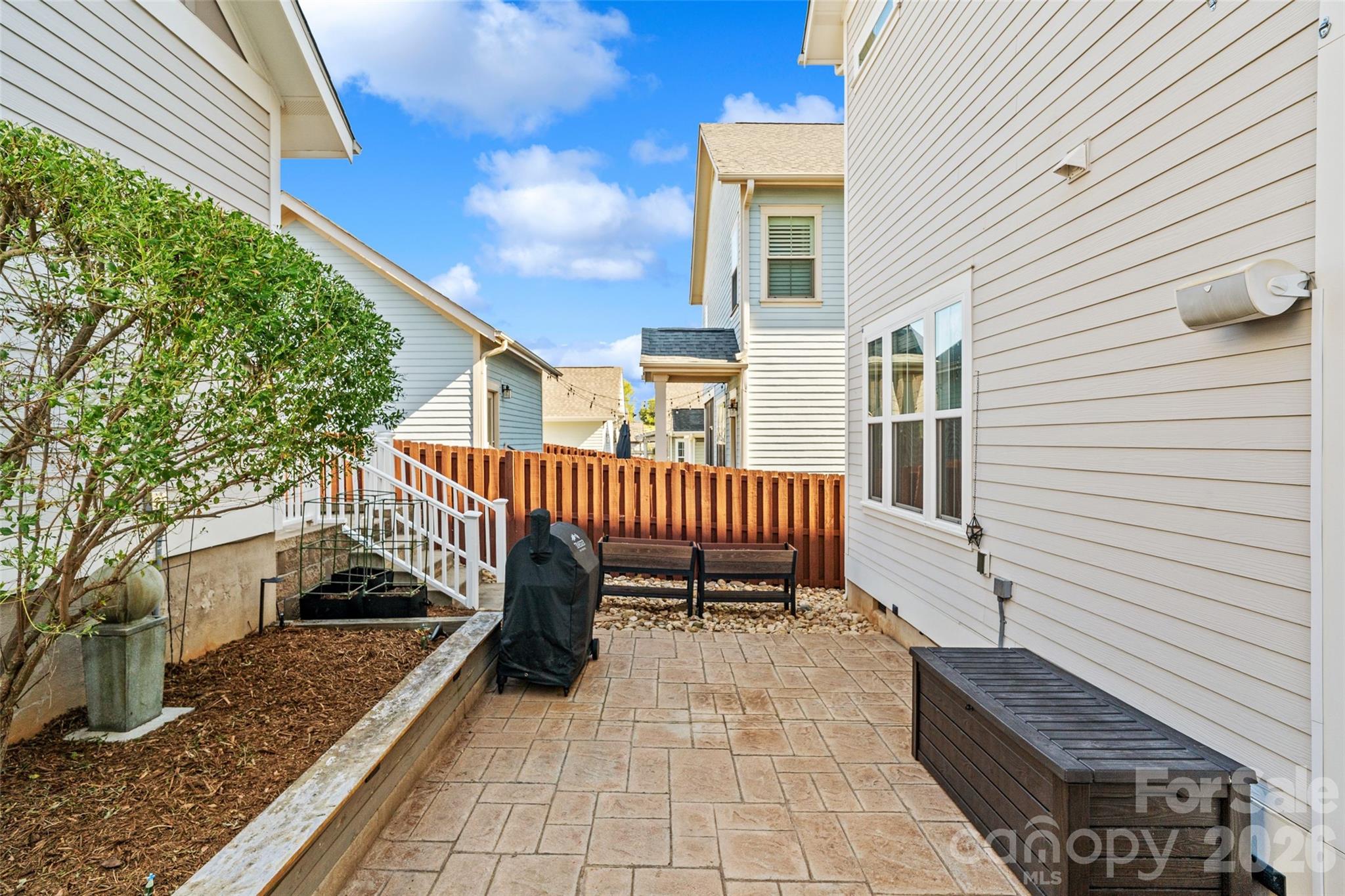 966 Herrons Ferry Road