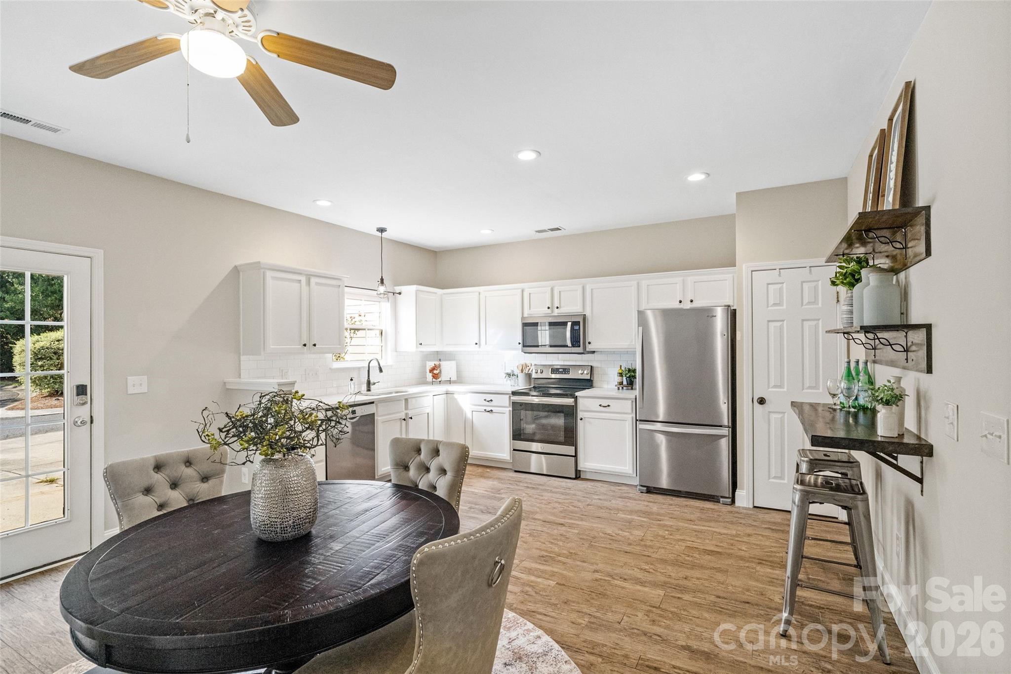 820 Dillard Road