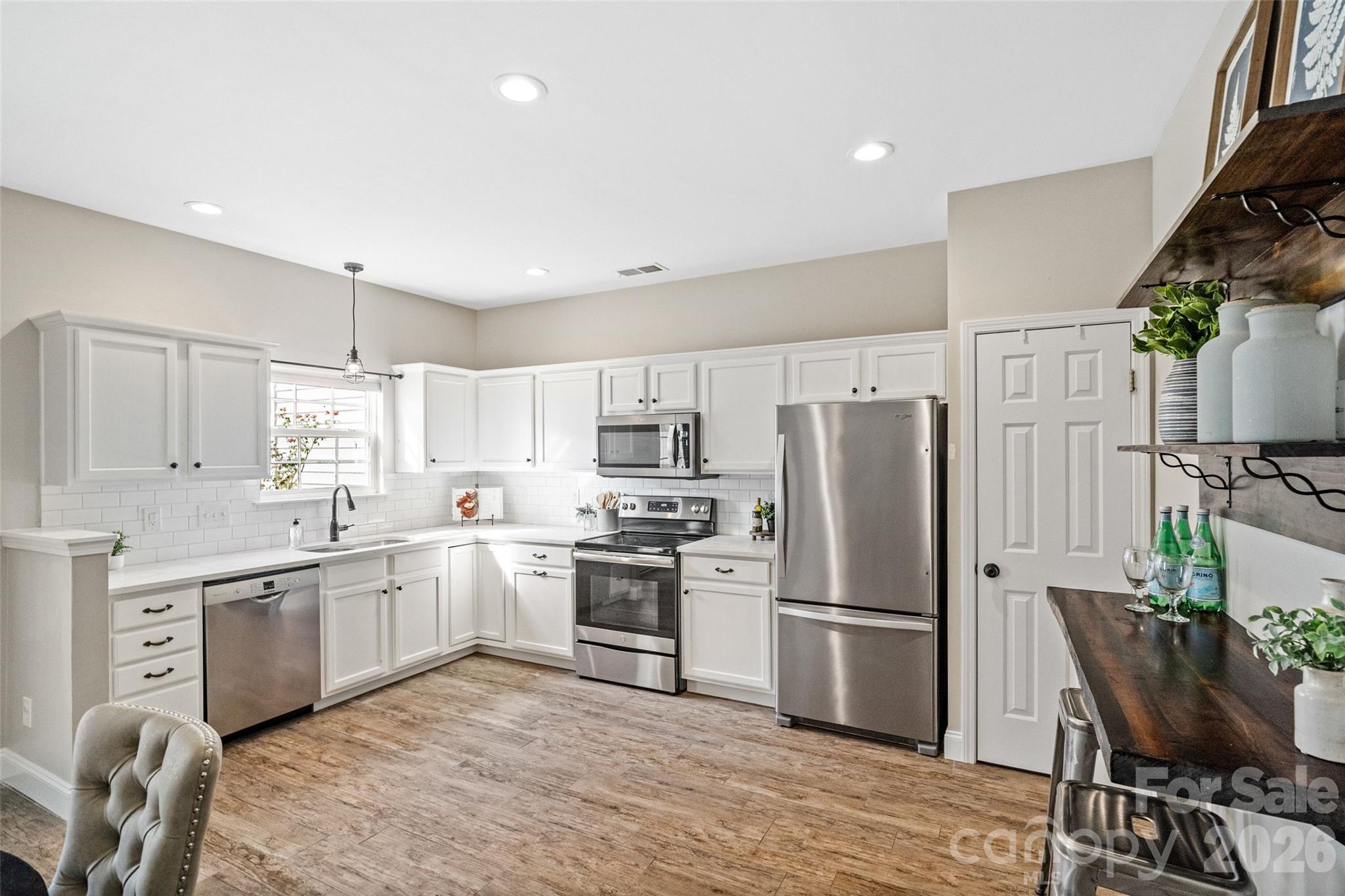 820 Dillard Road
