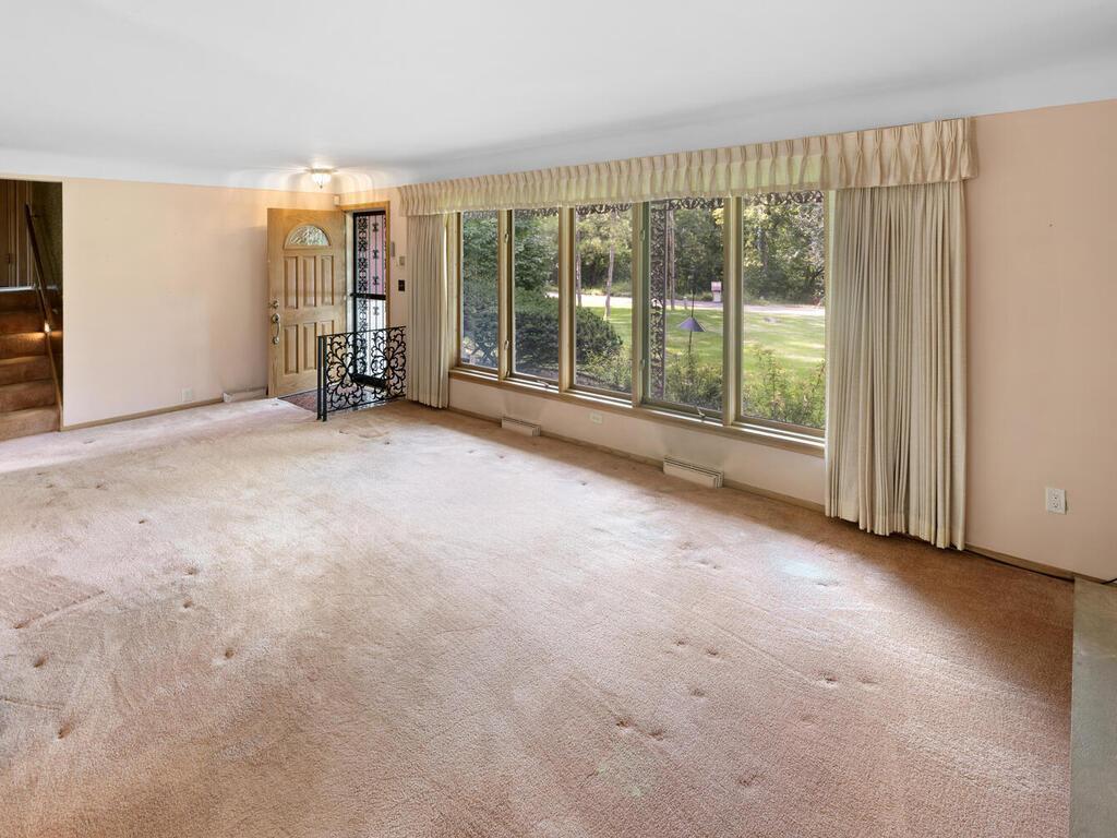 12909 Burwell Drive